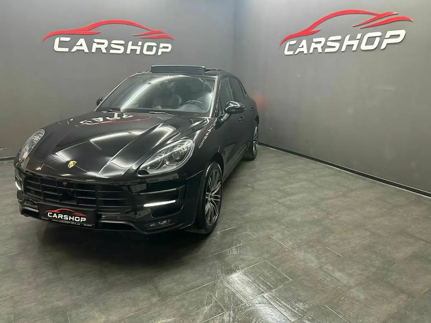 Porsche Macan Turbo Panoramadach Schwarz - 2