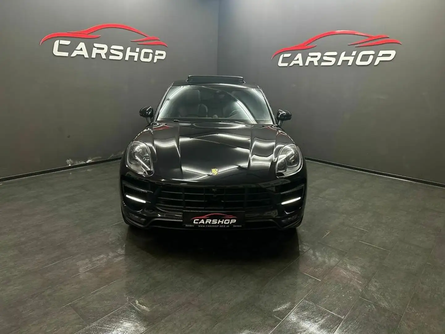 Porsche Macan Turbo Panoramadach Schwarz - 1