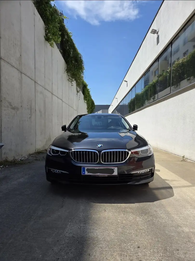 BMW 520 520d Aut. Grau - 1