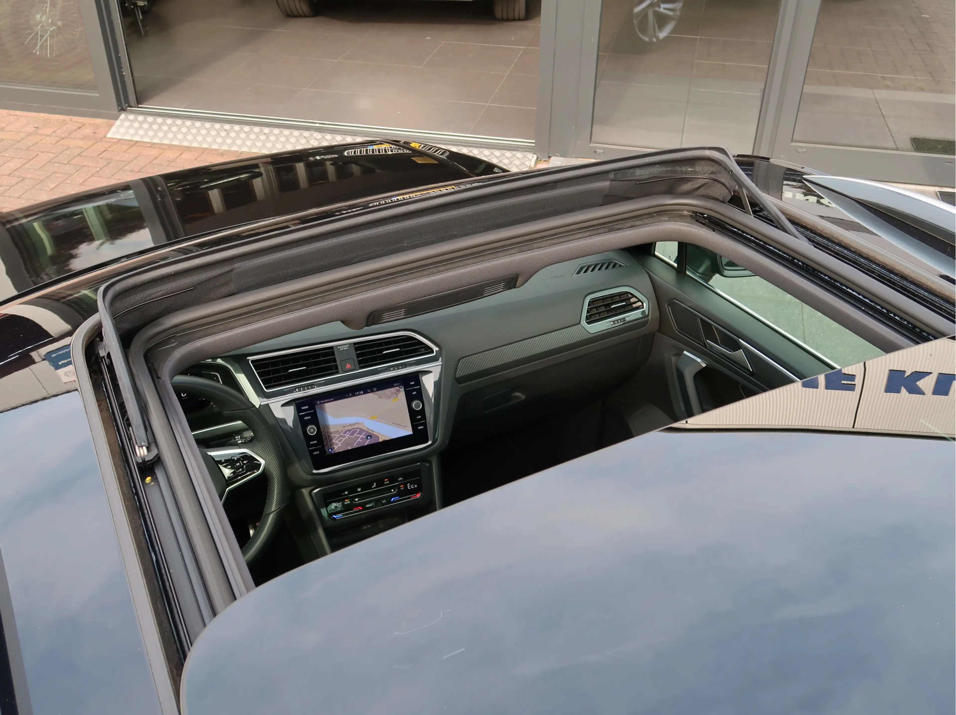 Volkswagen Tiguan 1.4 TSI eHybrid R-Line Business+ | Panorama | Trek — photo 11