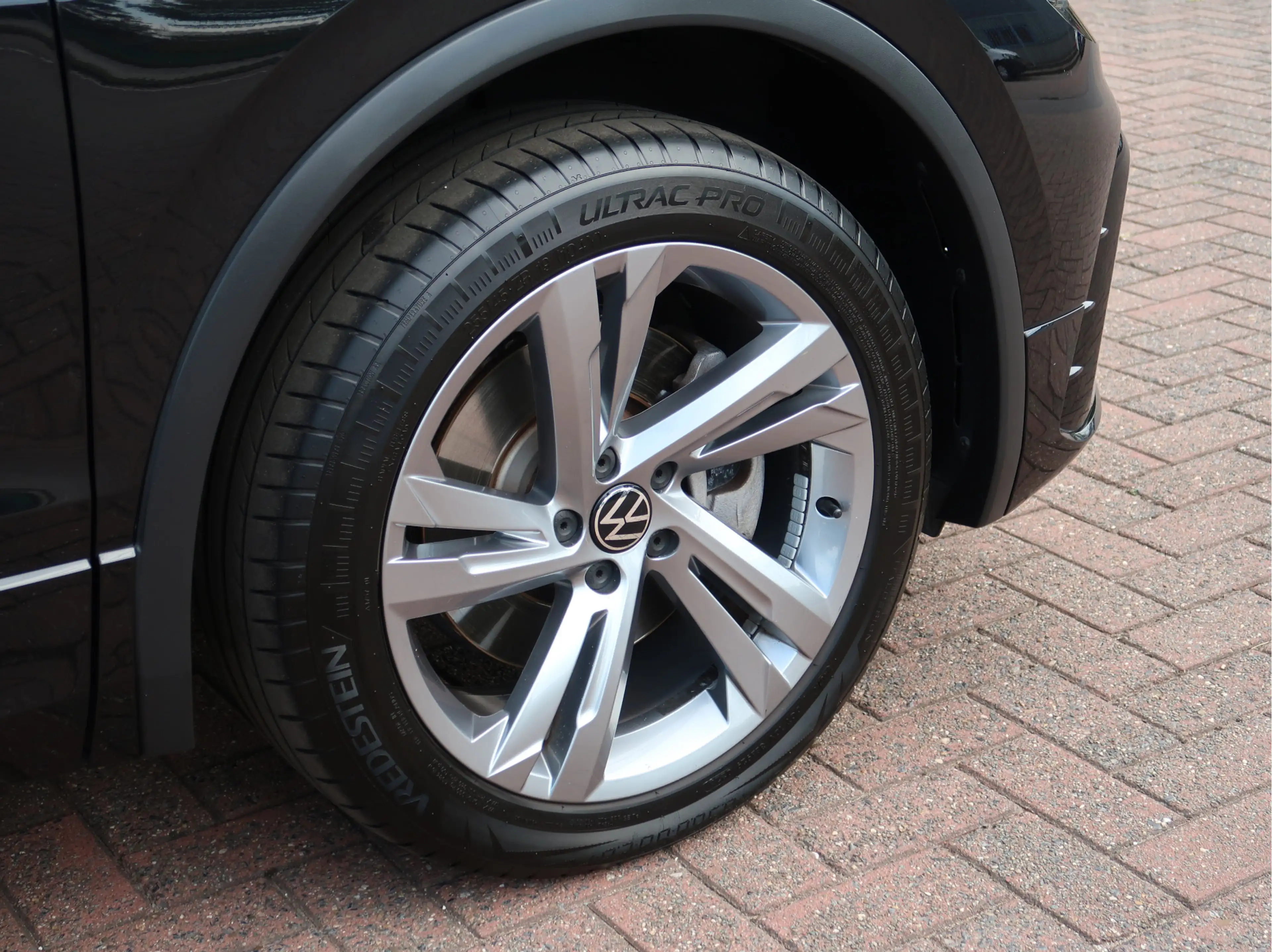 Volkswagen Tiguan 1.4 TSI eHybrid R-Line Business+ | Panorama | Trek — photo 10