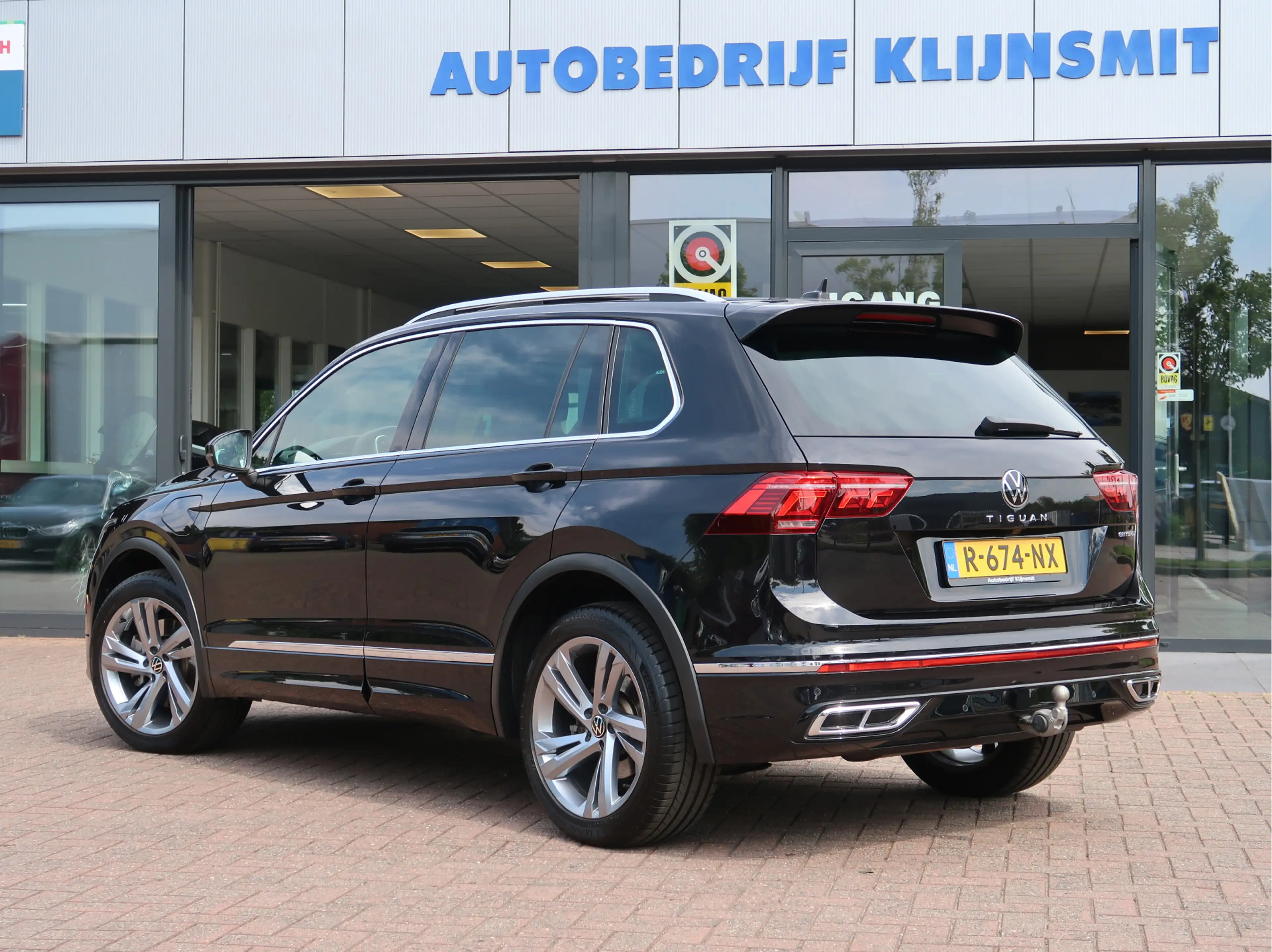 Volkswagen Tiguan 1.4 TSI eHybrid R-Line Business+ | Panorama | Trek — photo 2