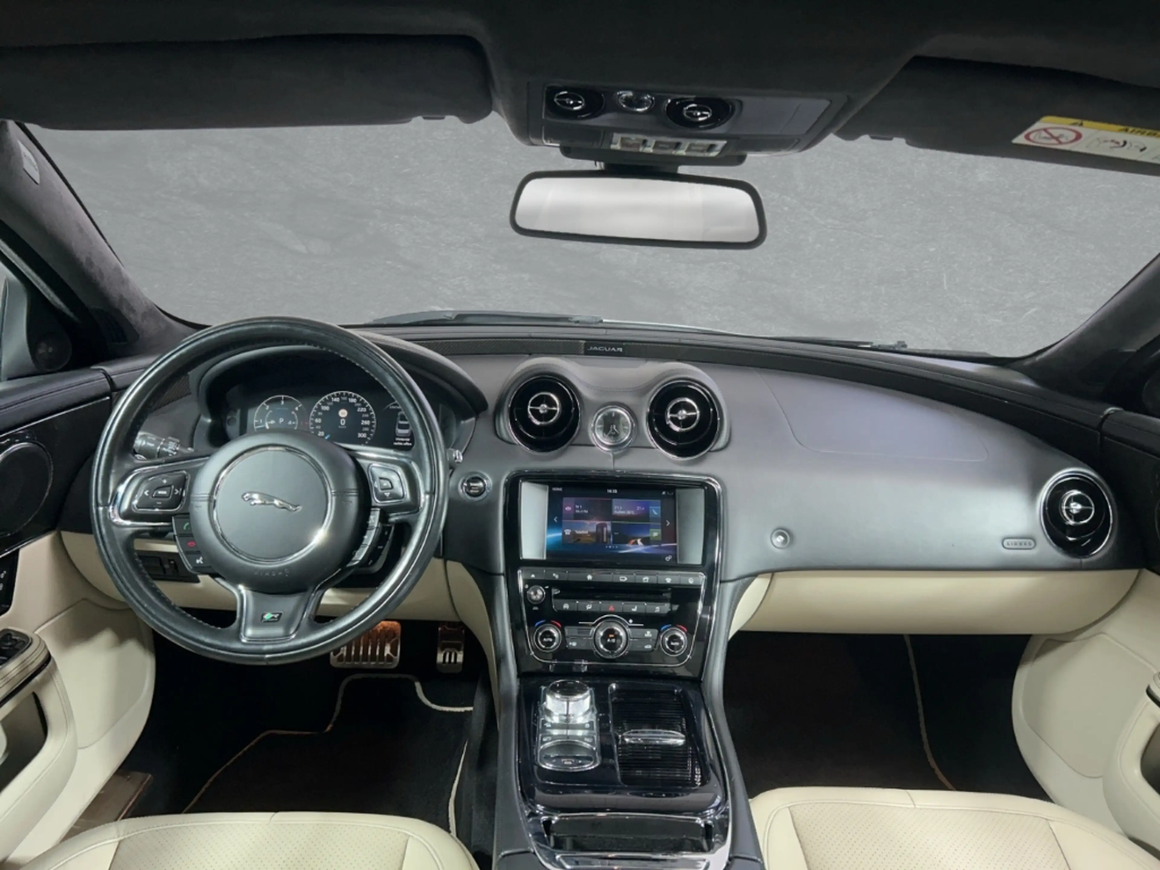 Jaguar XJ R-Sport Surround Kamera ACC DAB — photo 4
