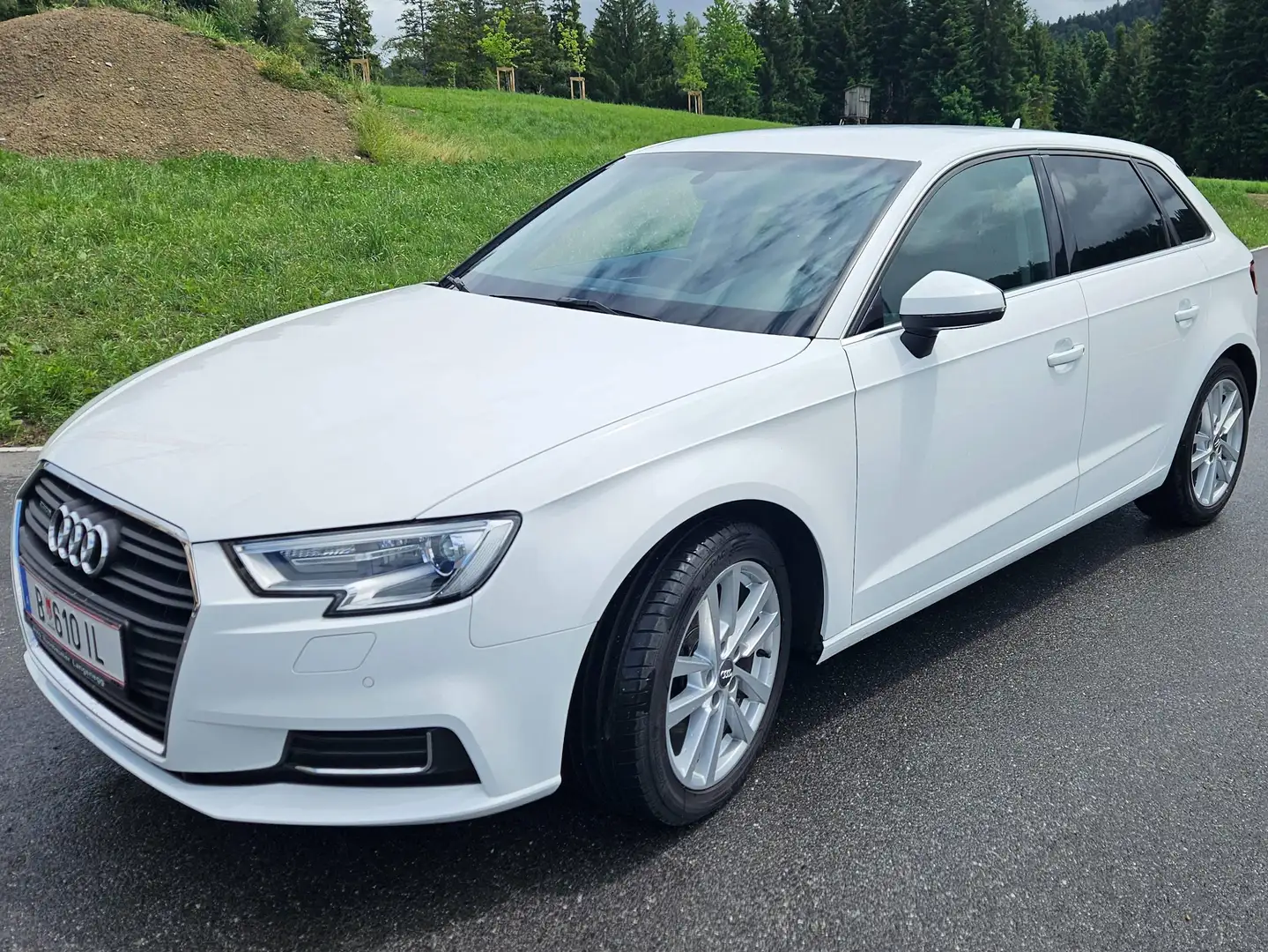 Audi A3 A3 SB 2,0 TDI Allrad Weiß - 2