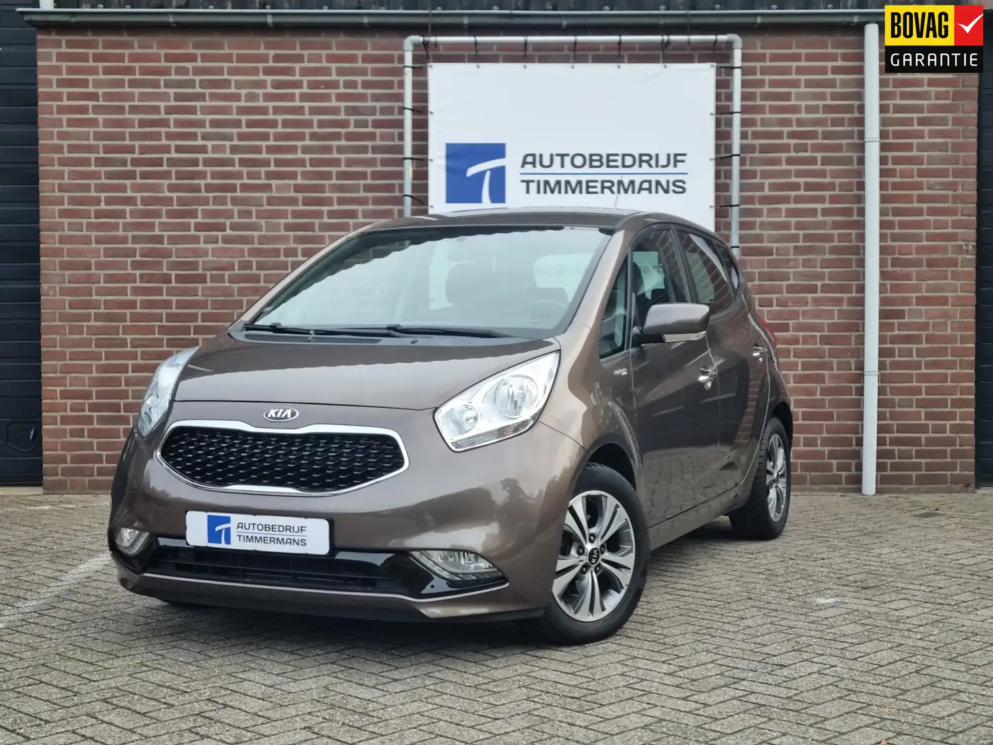 Kia Venga 1.6 CVVT DynamicPLusLine Automaat Brun - 1