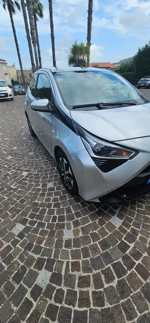 Toyota Aygo Aygo 5p 1.0 x-cite 72cv Argento - 2