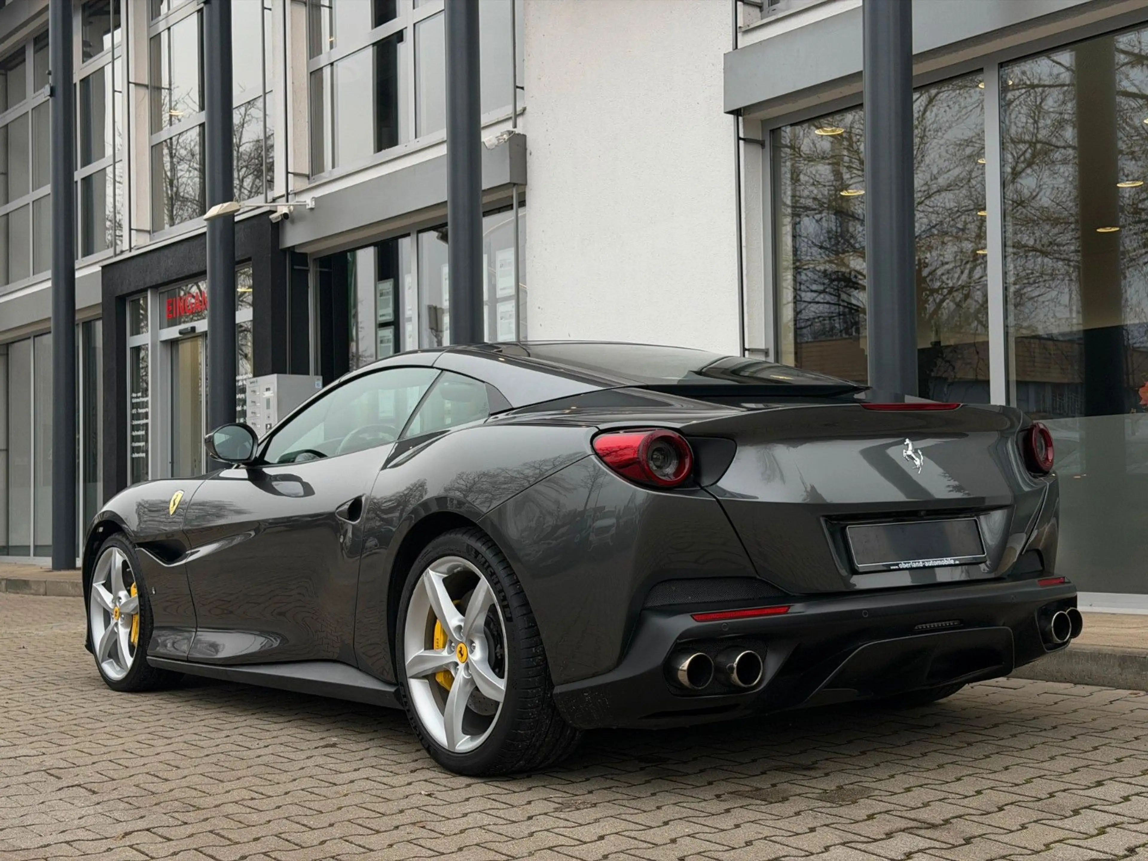 Ferrari Portofino / ADAPTIVE HEADLIGHTS /  MAGNERIDE — photo 12