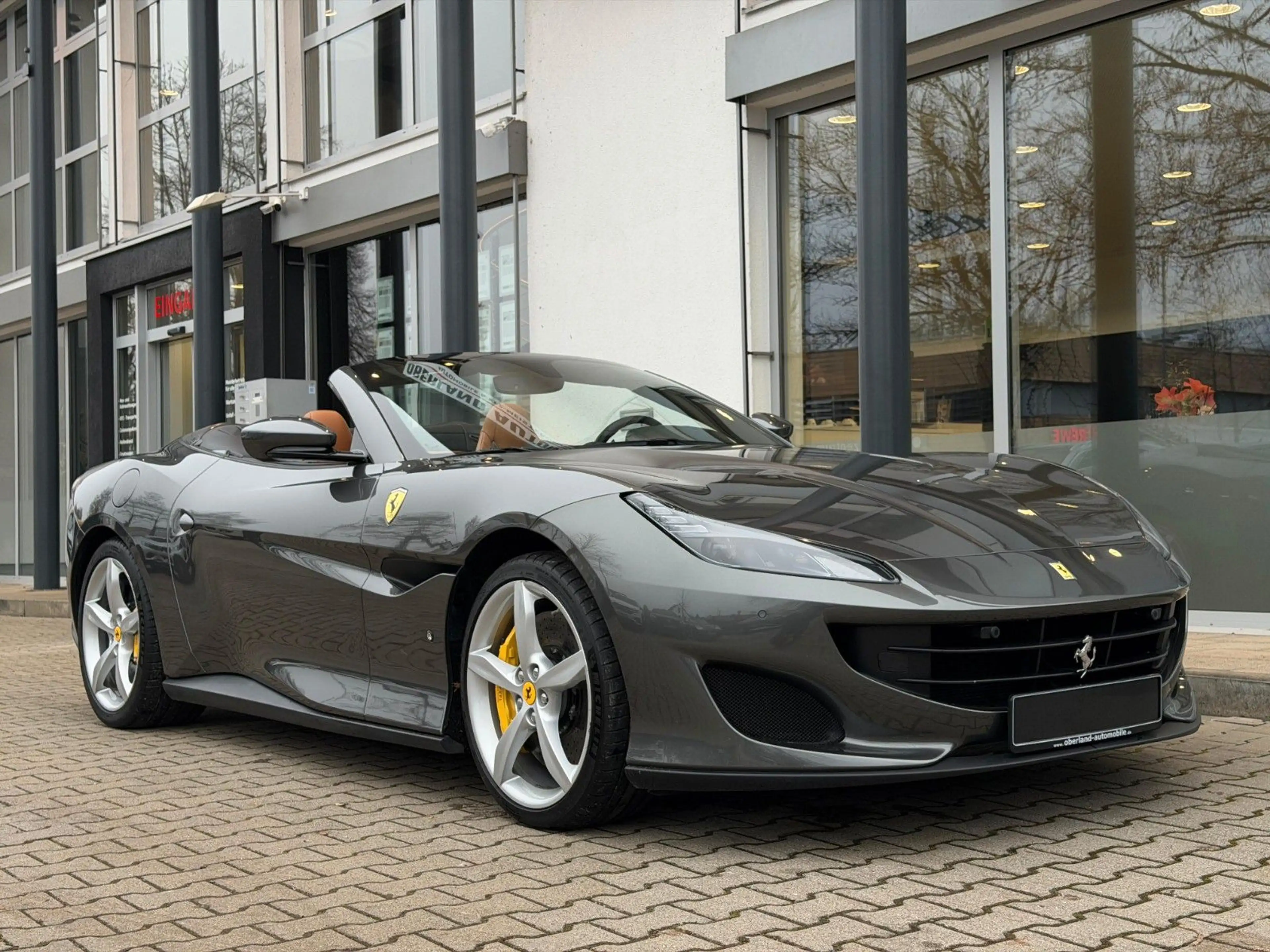 Ferrari Portofino / ADAPTIVE HEADLIGHTS /  MAGNERIDE — photo 4