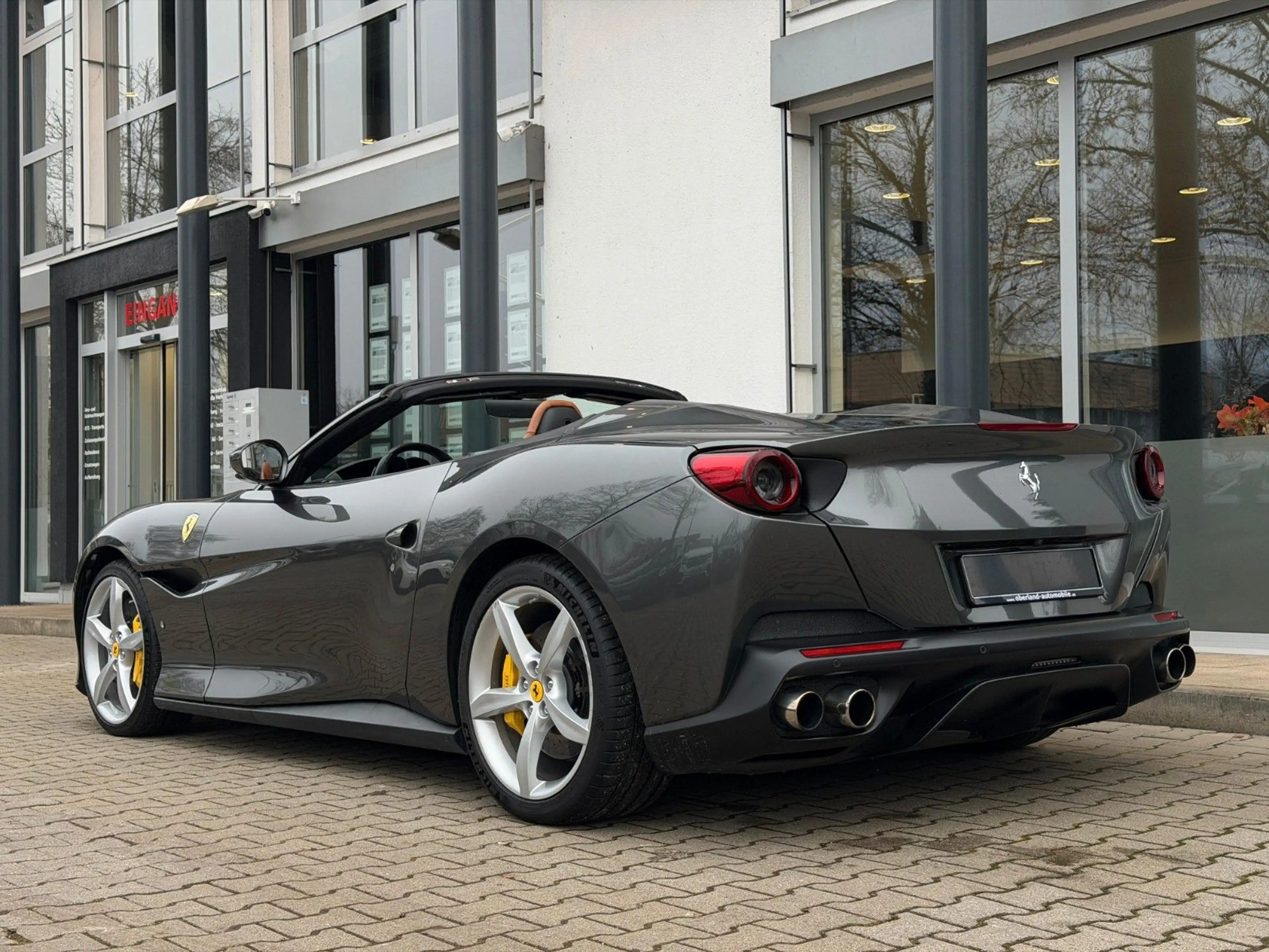 Ferrari Portofino / ADAPTIVE HEADLIGHTS /  MAGNERIDE — photo 11