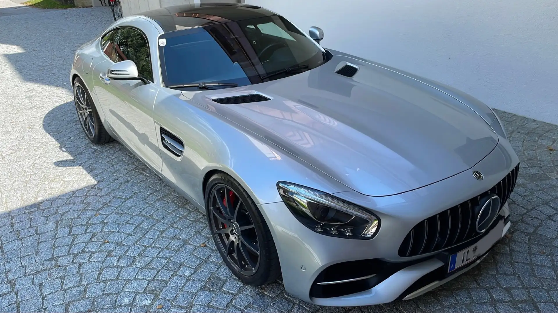 Mercedes-Benz AMG GT AMG GTS Facelift siva - 1