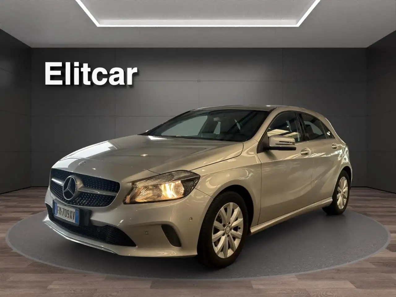 Mercedes-Benz A 180