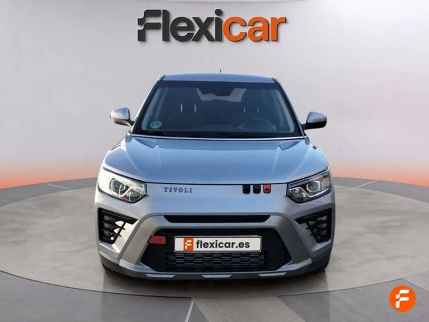 SsangYong Tivoli G15T LP Urban Plus Grau - 2