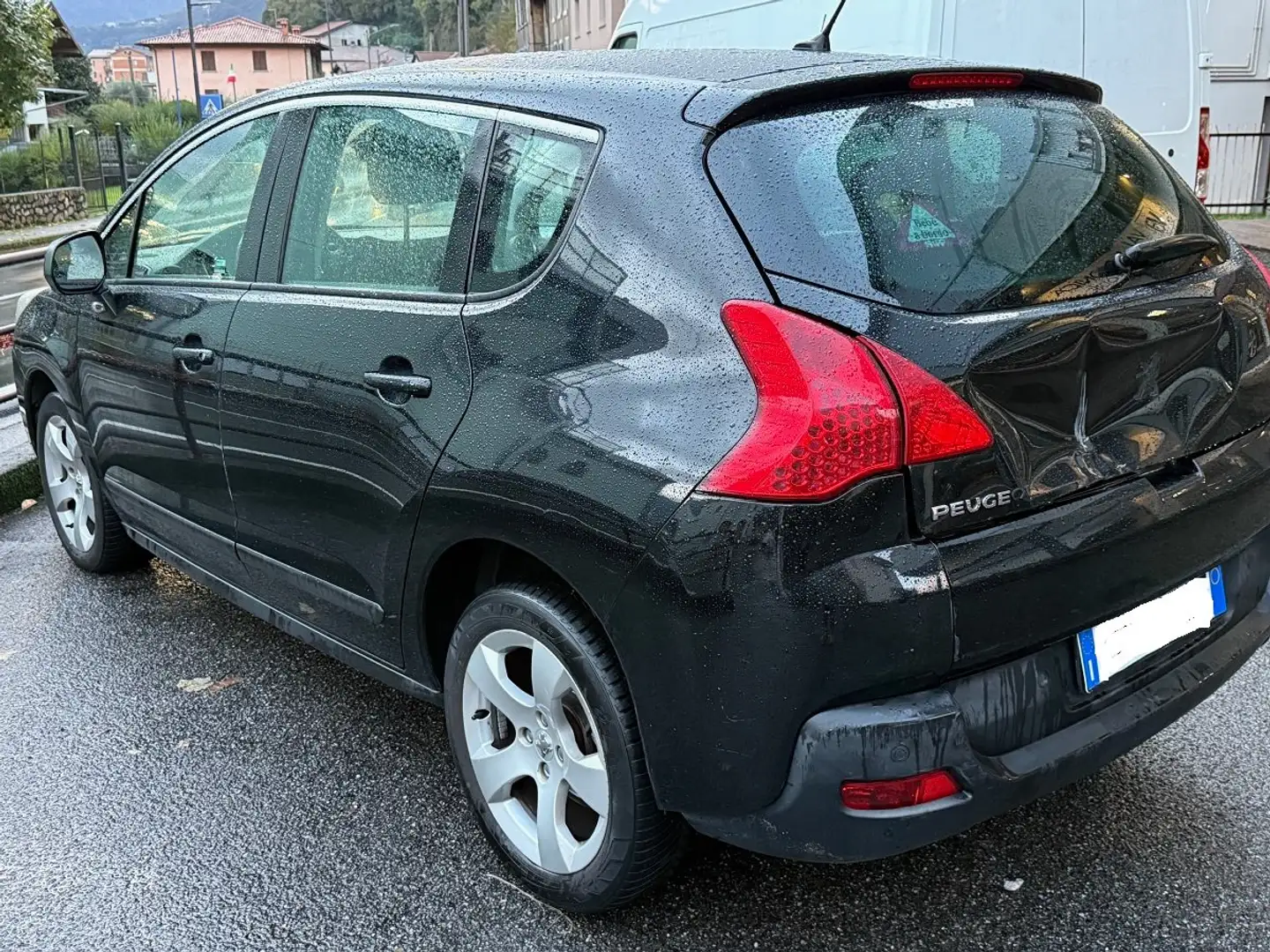 Peugeot 3008 3008 I 1.6 hdi 8v Premium 112cv robot Zwart - 2