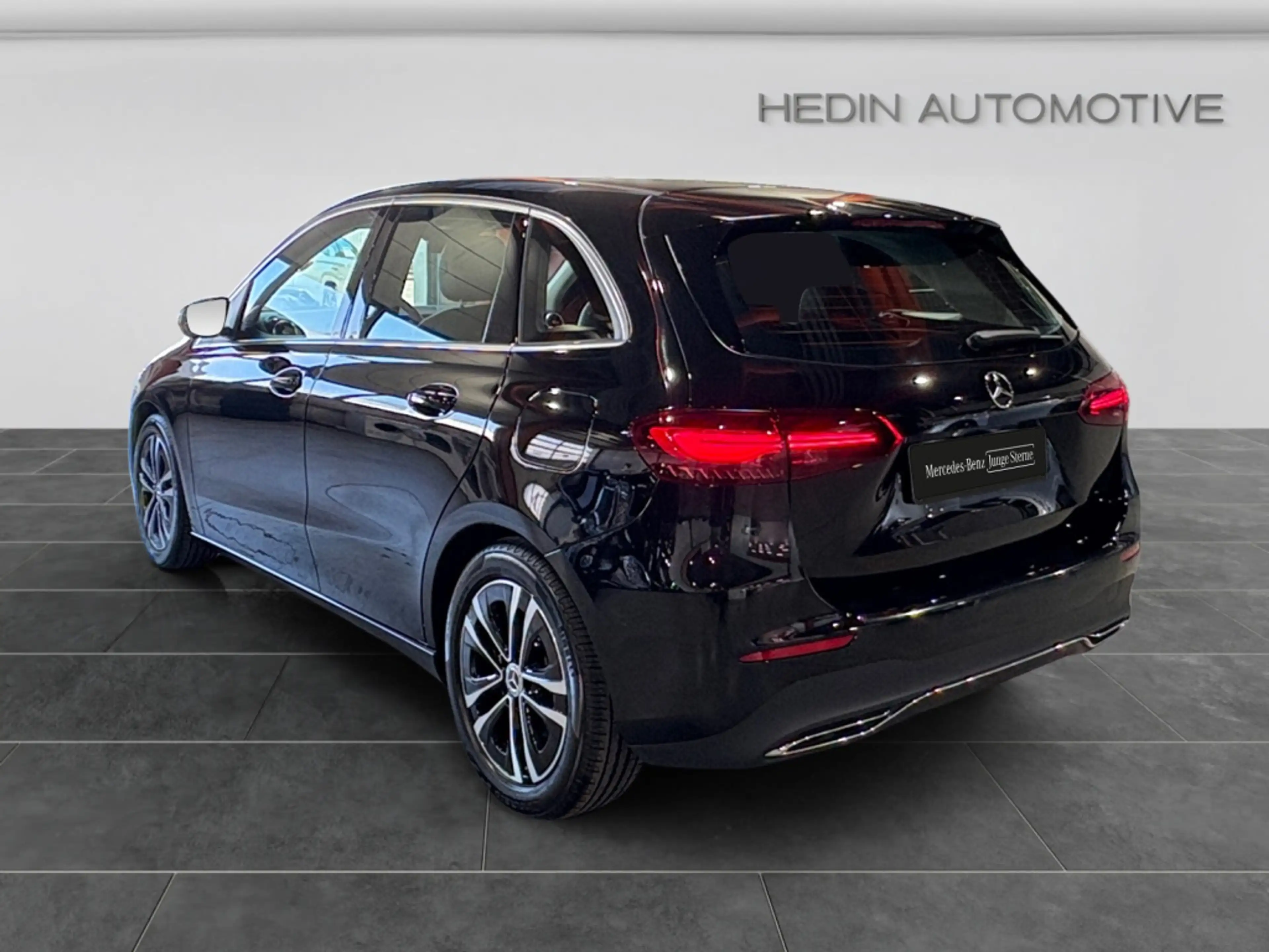 Mercedes-Benz B 220 d PROGRESSIVE|KAM|TOTW|CarPlay|SHZ+LHZ|LED — photo 4