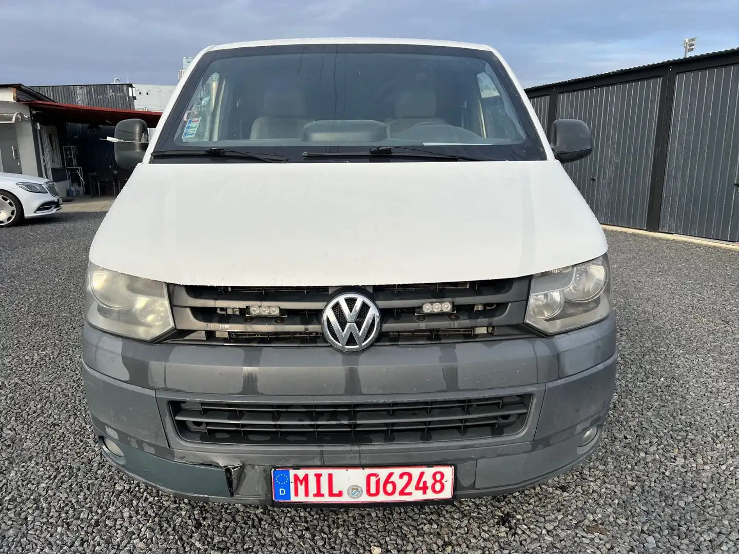 Volkswagen T5 Transporter T5 2.0 TDI*ARMOURED*ARMORED*GEPANZERT*BLINDATO* Weiß - 2