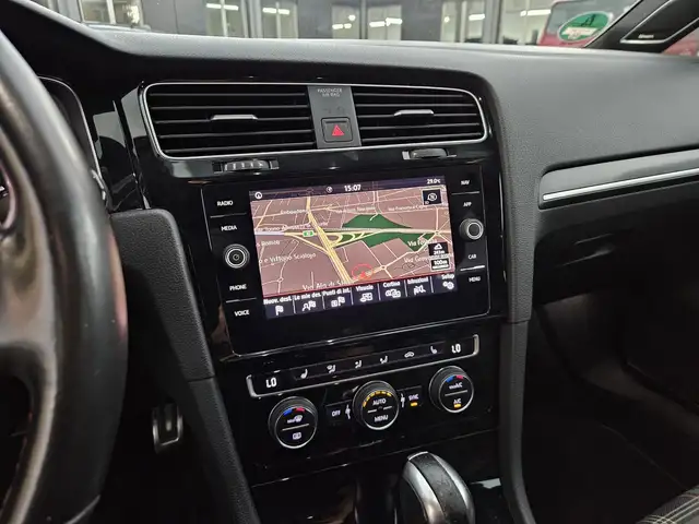 Volkswagen Golf view 16