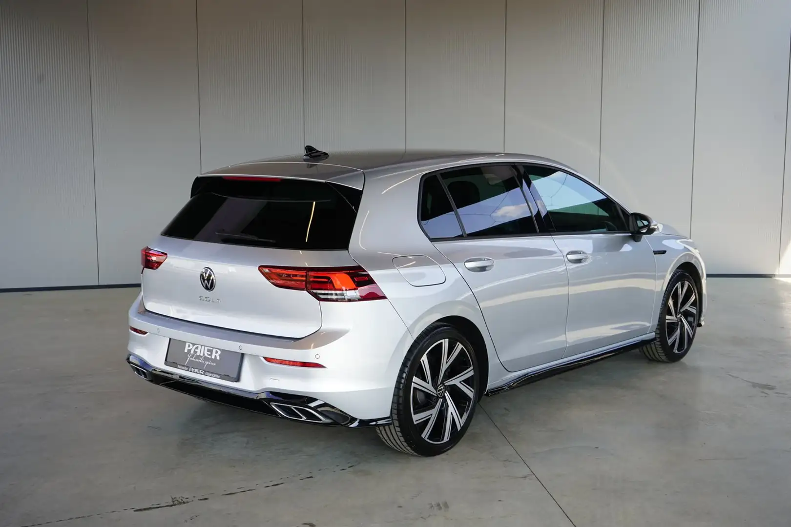 Volkswagen Golf R R-Line TSI Silber - 2