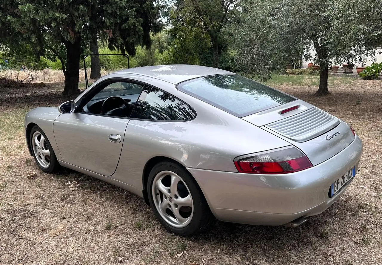 Porsche 911 IV Carrera 996 Coupe Coupe 3.4 Carrera, foto 2