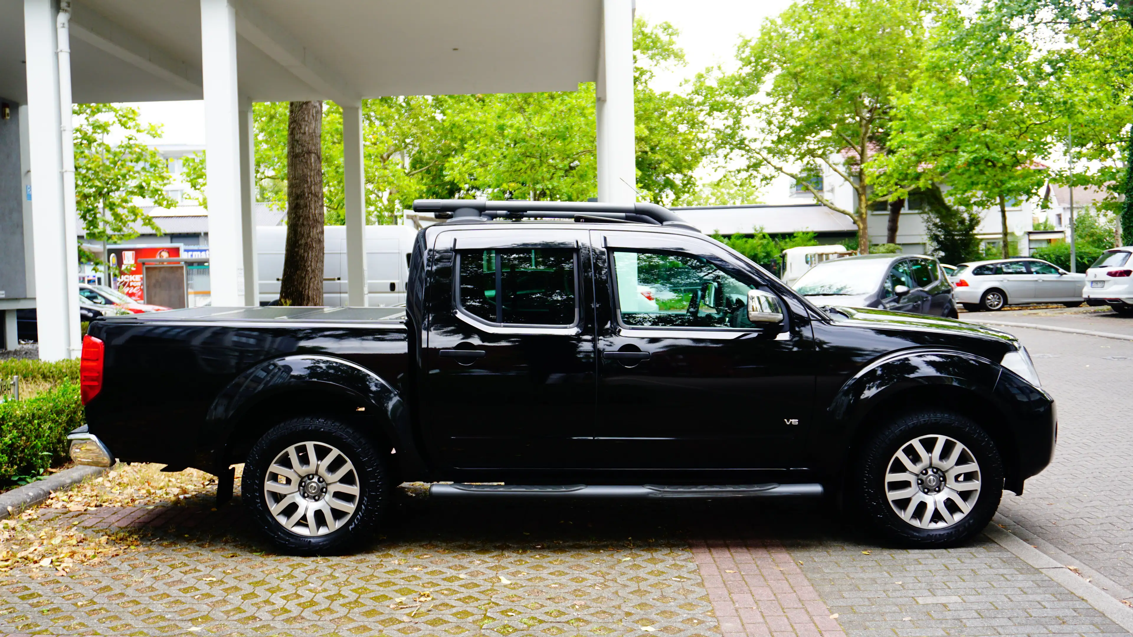 Nissan Navara KingCab Business 4X4/NAVI/2xPDC/KLIMA/AUX/ESP — photo 12