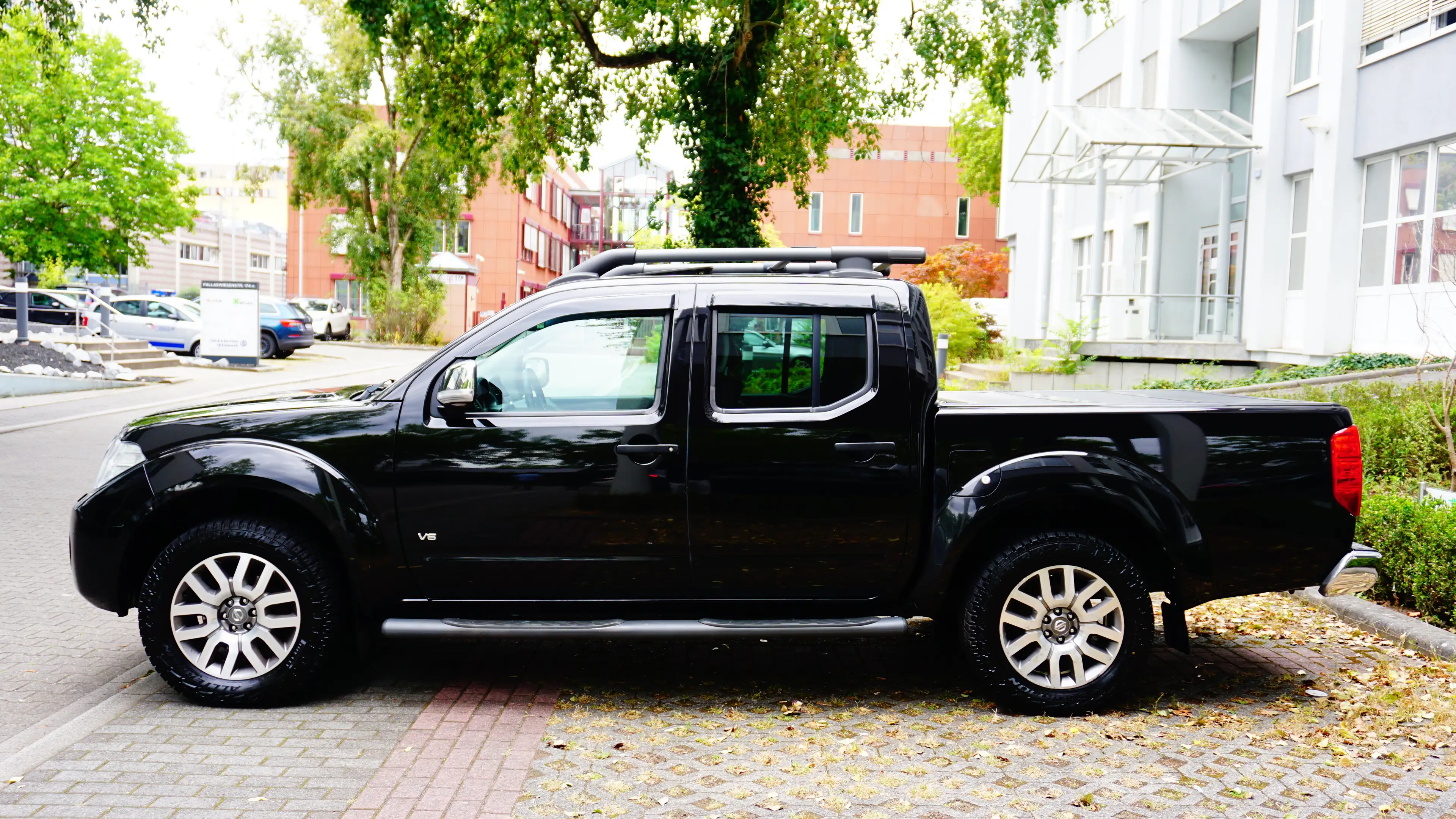 Nissan Navara KingCab Business 4X4/NAVI/2xPDC/KLIMA/AUX/ESP — photo 13