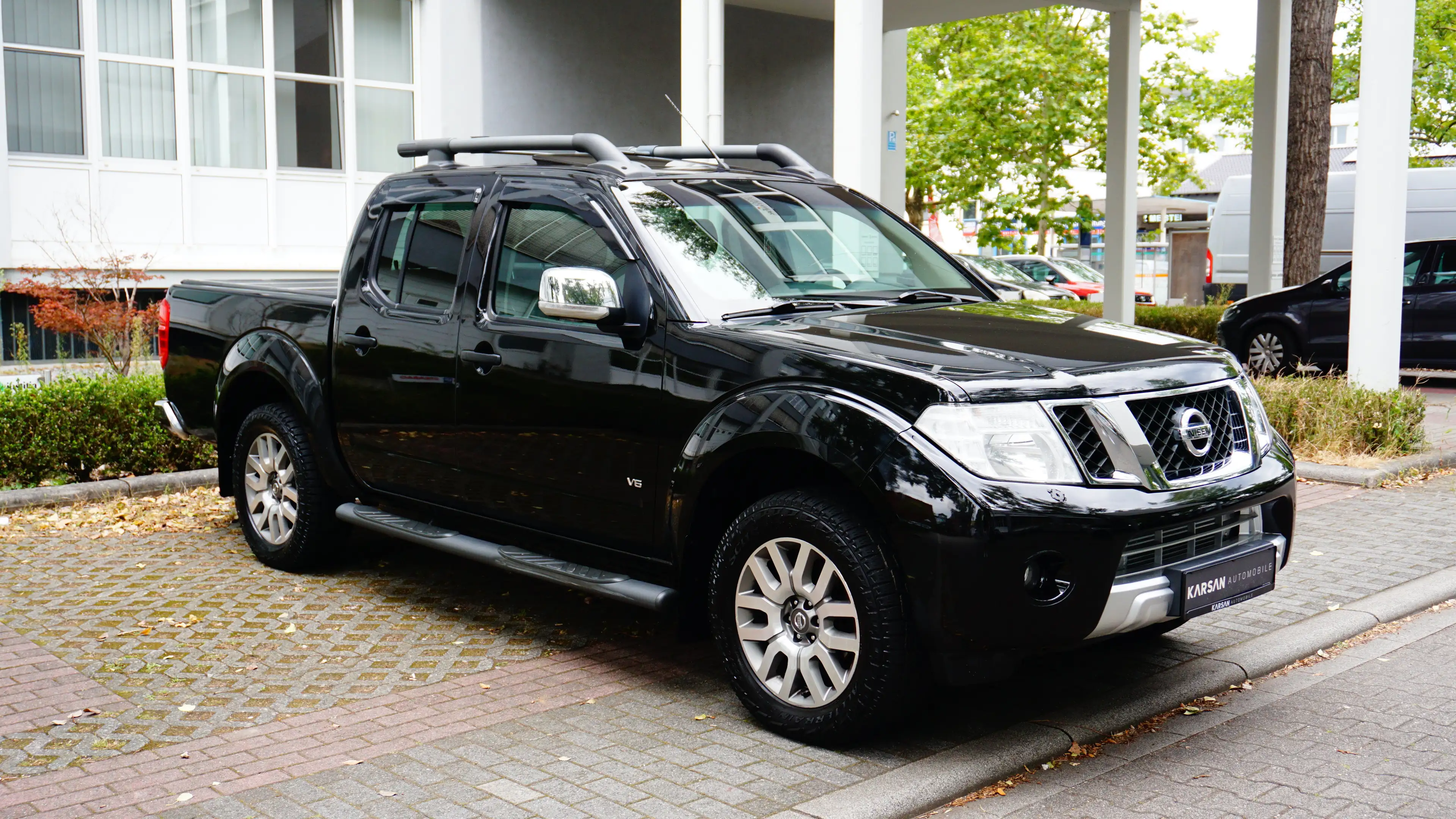 Nissan Navara KingCab Business 4X4/NAVI/2xPDC/KLIMA/AUX/ESP — photo 2