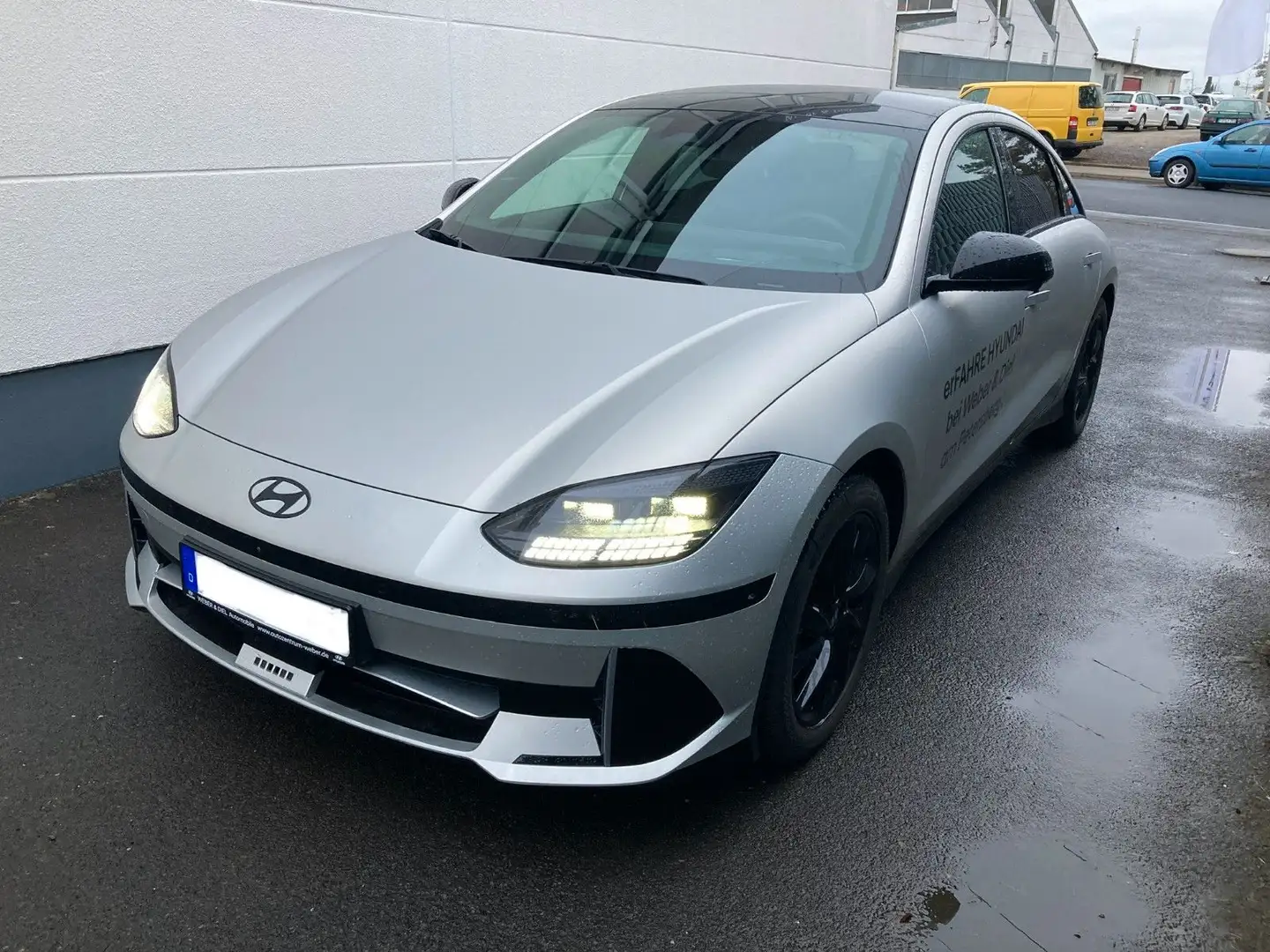 Hyundai IONIQ 6 "First Edition"+77,4kWh+4WD+PANO+KAMERA Gold - 1