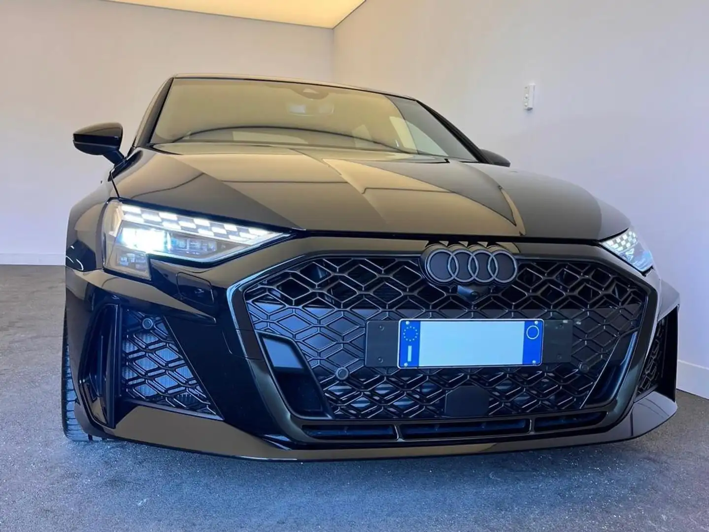 Audi RS3 Restyling Negru - 2