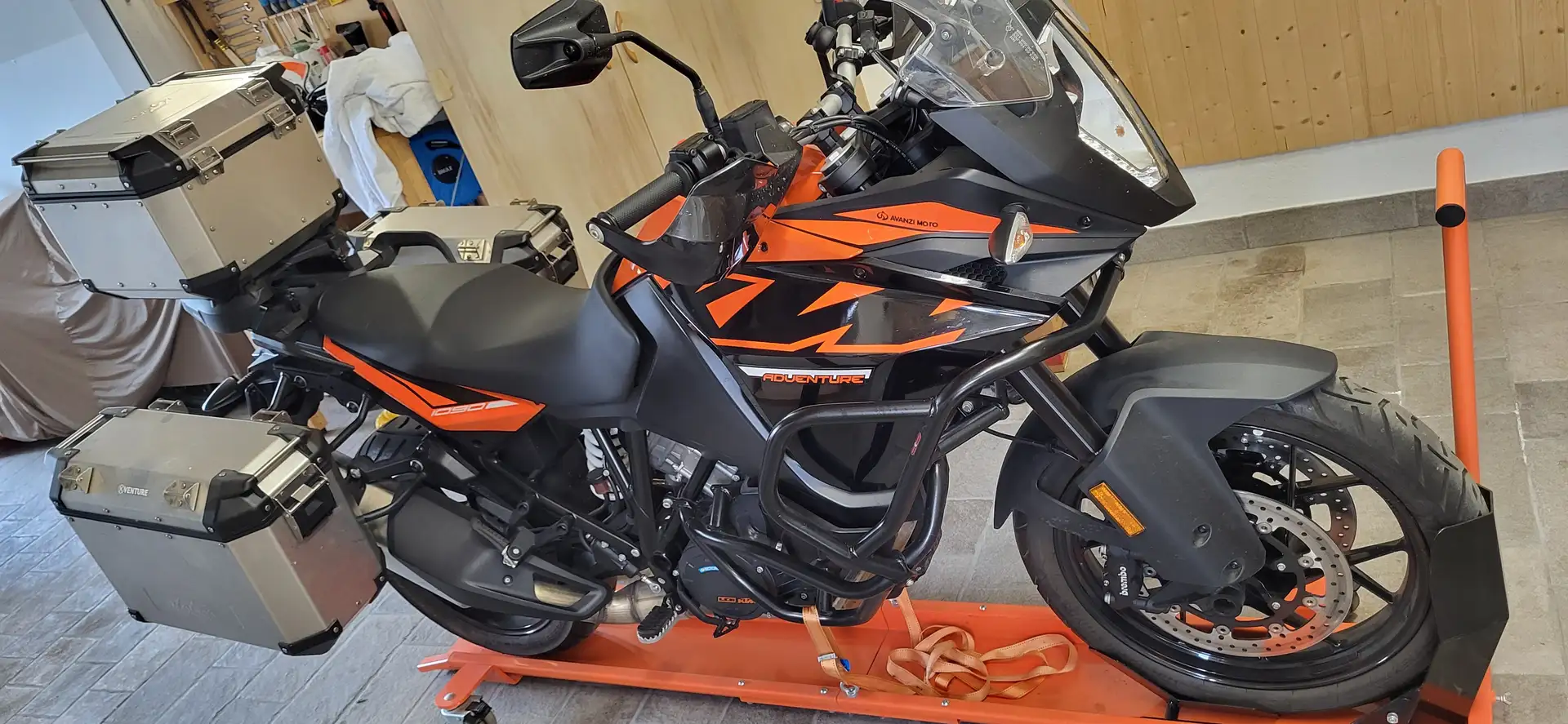 KTM 1090 Adventure Pomarańczowy - 1