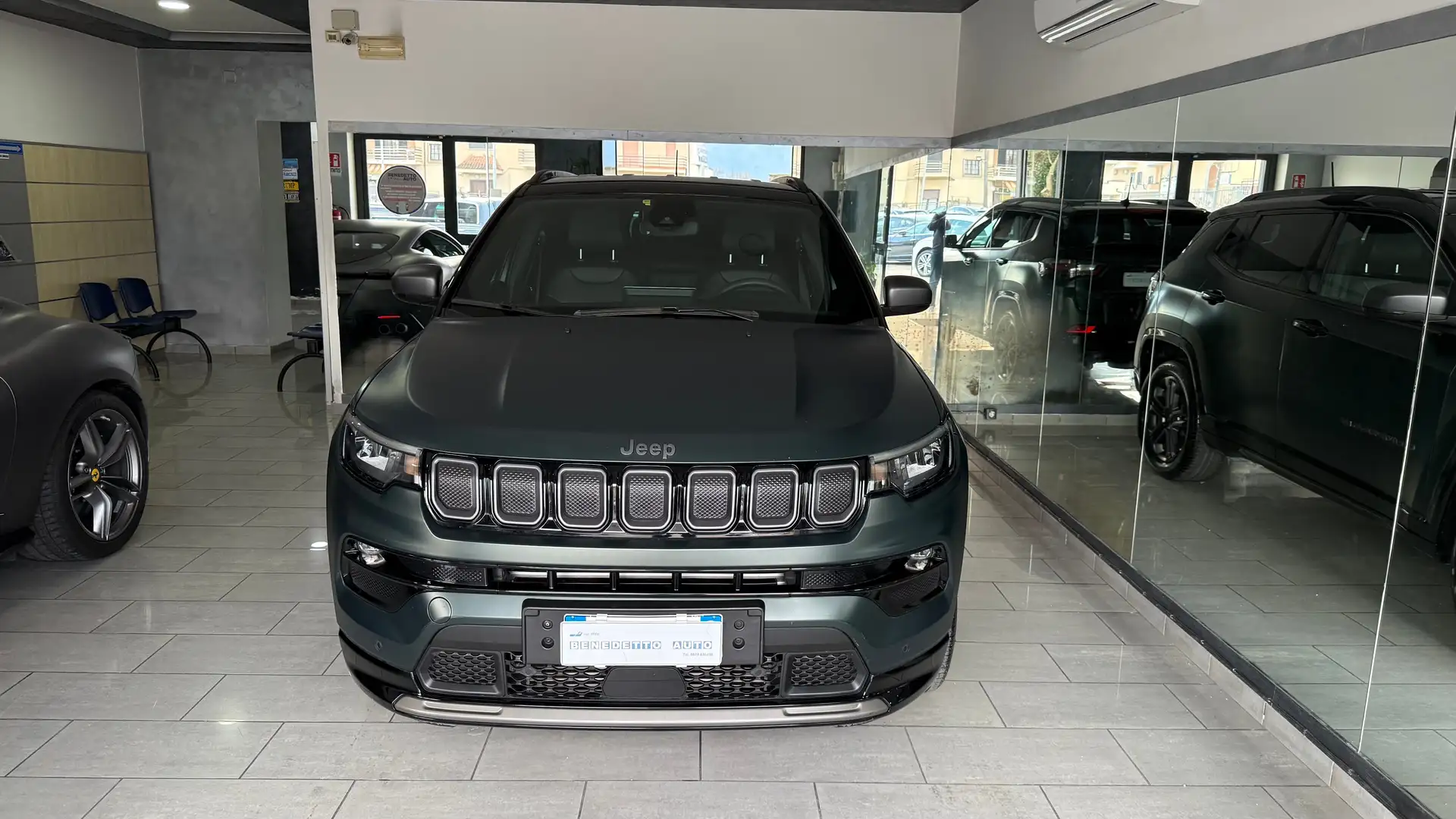 Jeep Compass 1.6 mjt 80 Anniversario 2wd 130cv Grün - 1