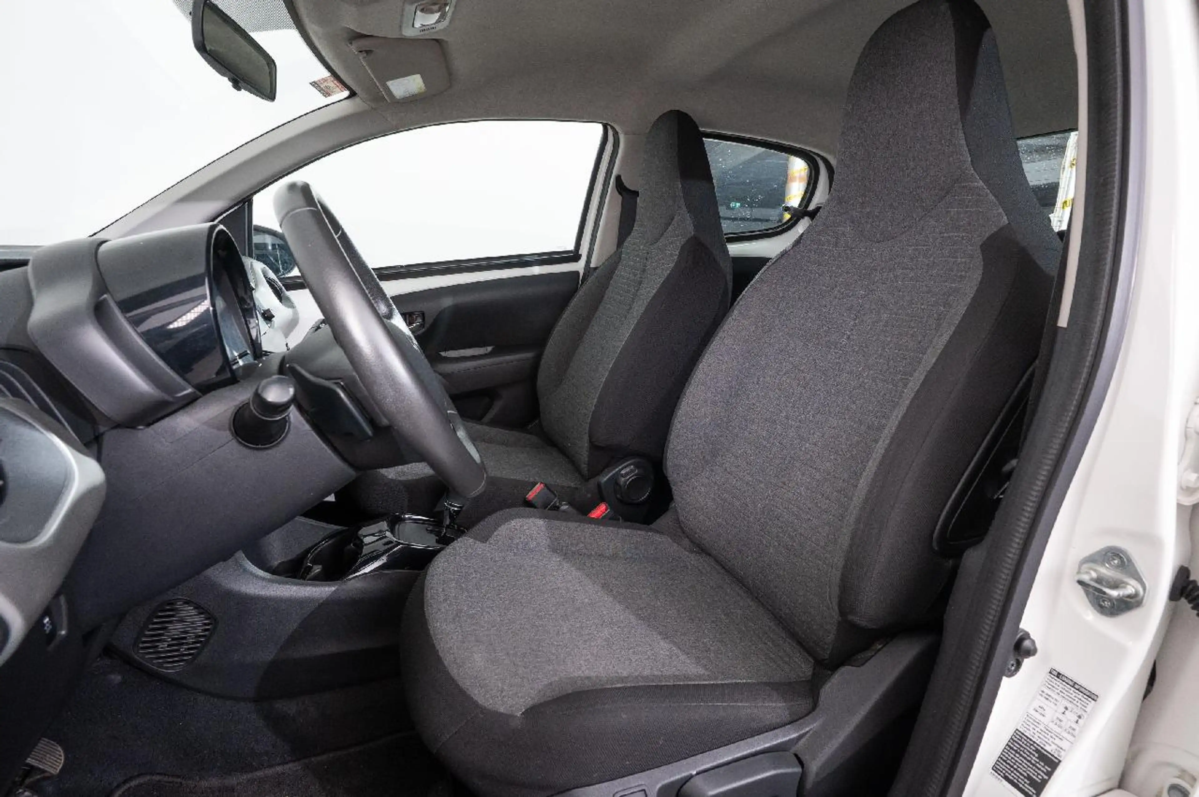 Citroen C1 Shine — photo 10