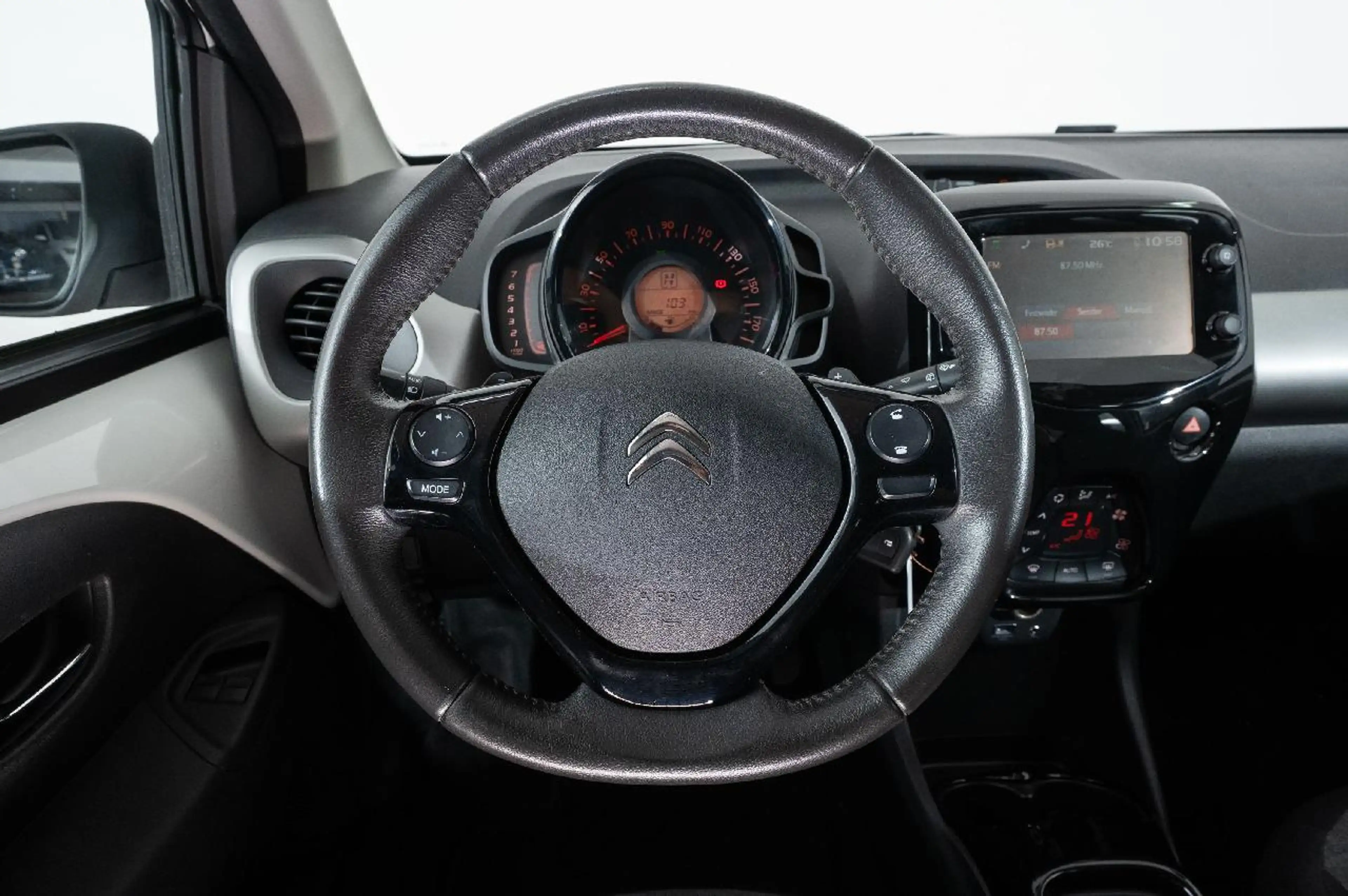 Citroen C1 Shine — photo 13