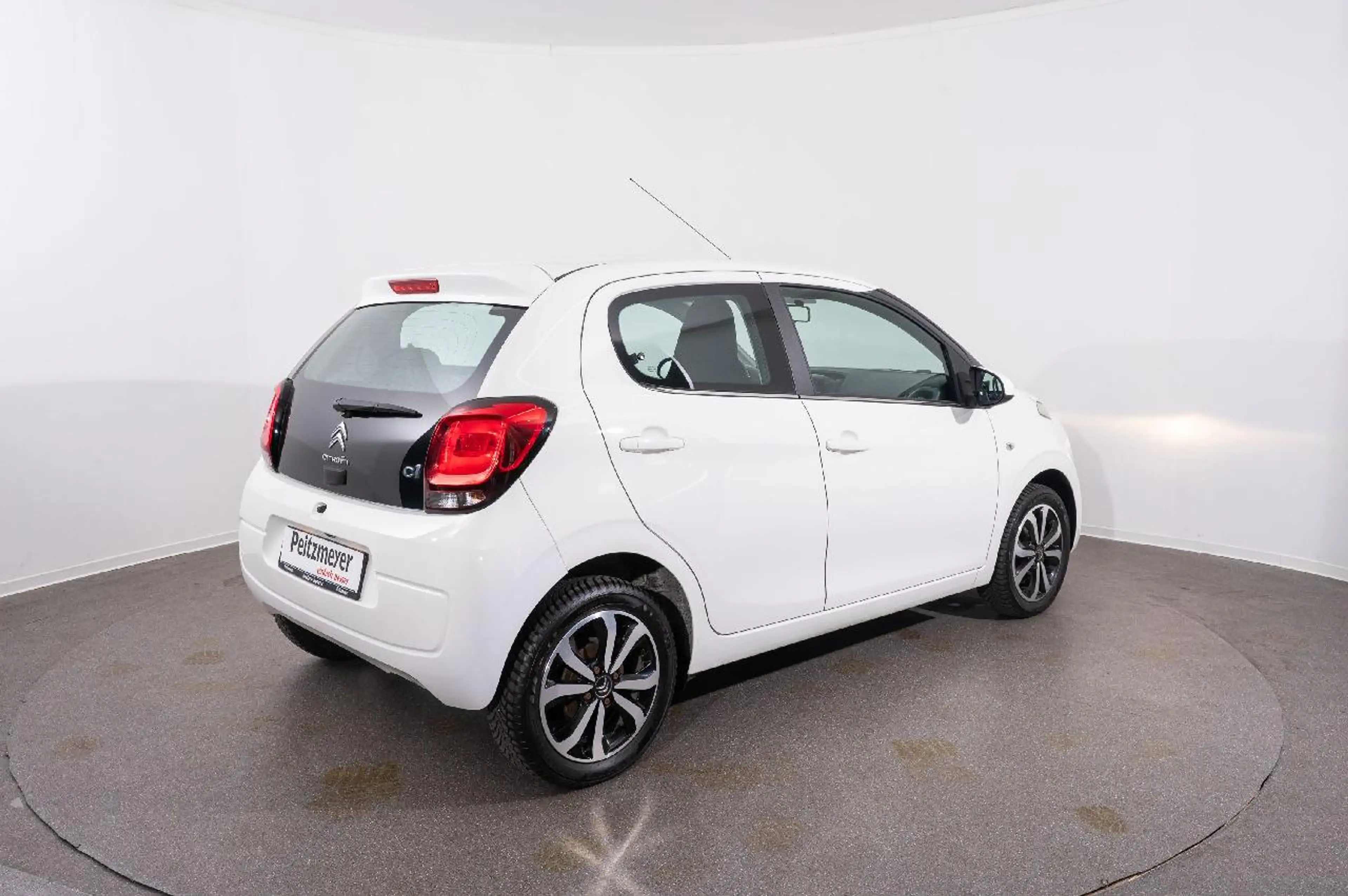 Citroen C1 Shine — photo 5