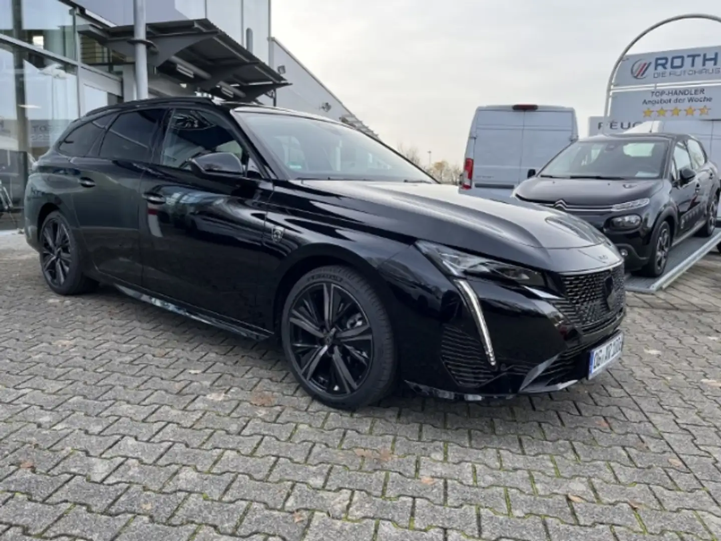 Peugeot 308 SW BlueHDi 130 EAT8 GT AHK-abnehmbar El. Panodach Noir - 2