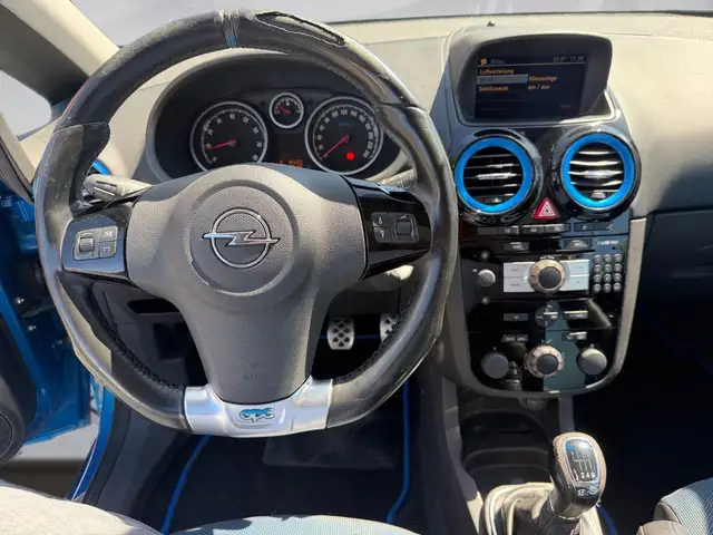 Opel Corsa view 12