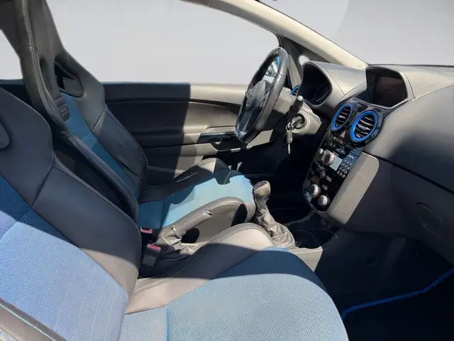 Opel Corsa view 14