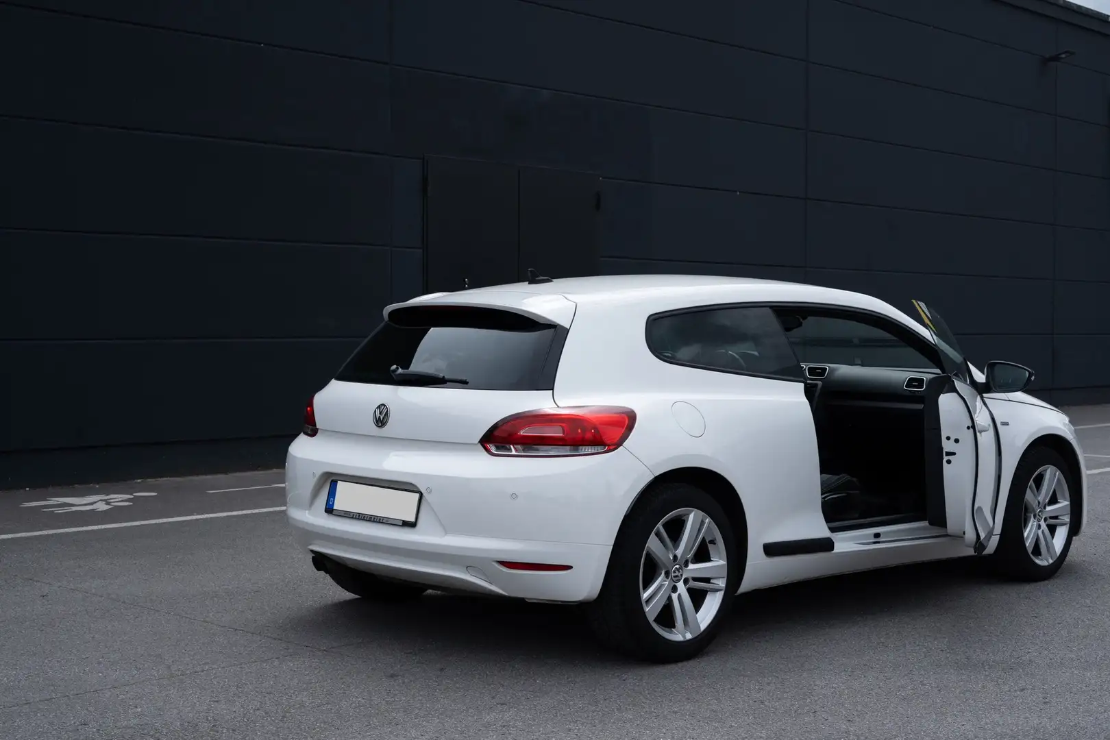 Volkswagen Scirocco 1.4 TSI 90 kW MATCH EDITION weiß TÜV Weiß - 2