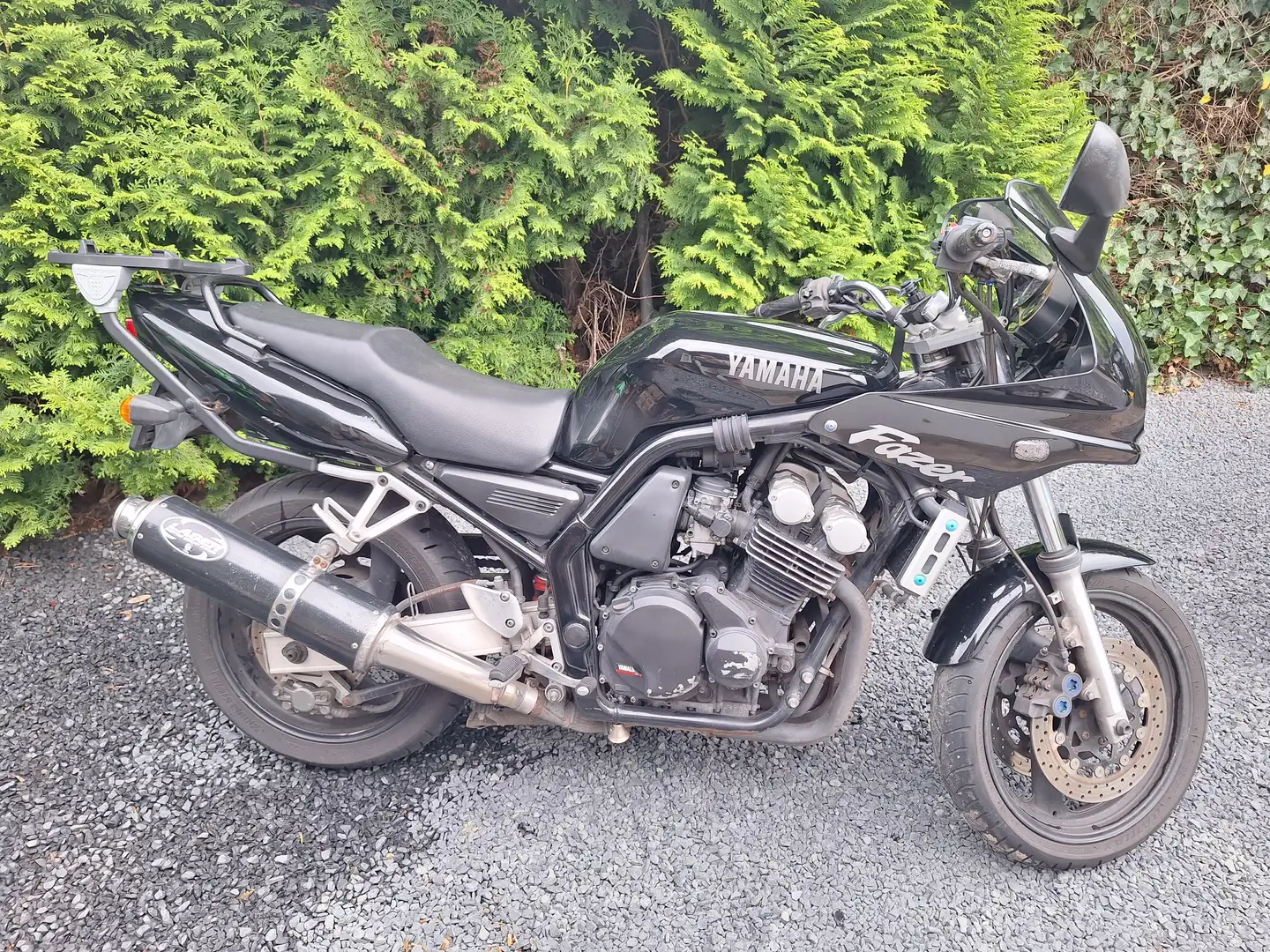 Yamaha FZS 600 Negru - 1