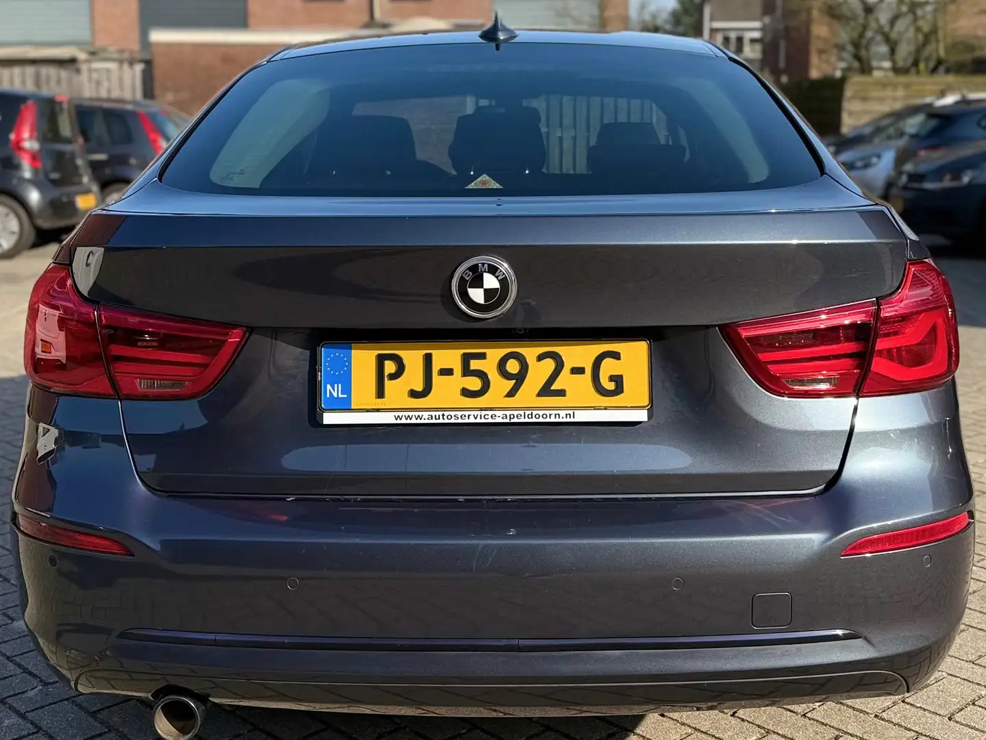 BMW 318 318 High Exec. Szürke - 2