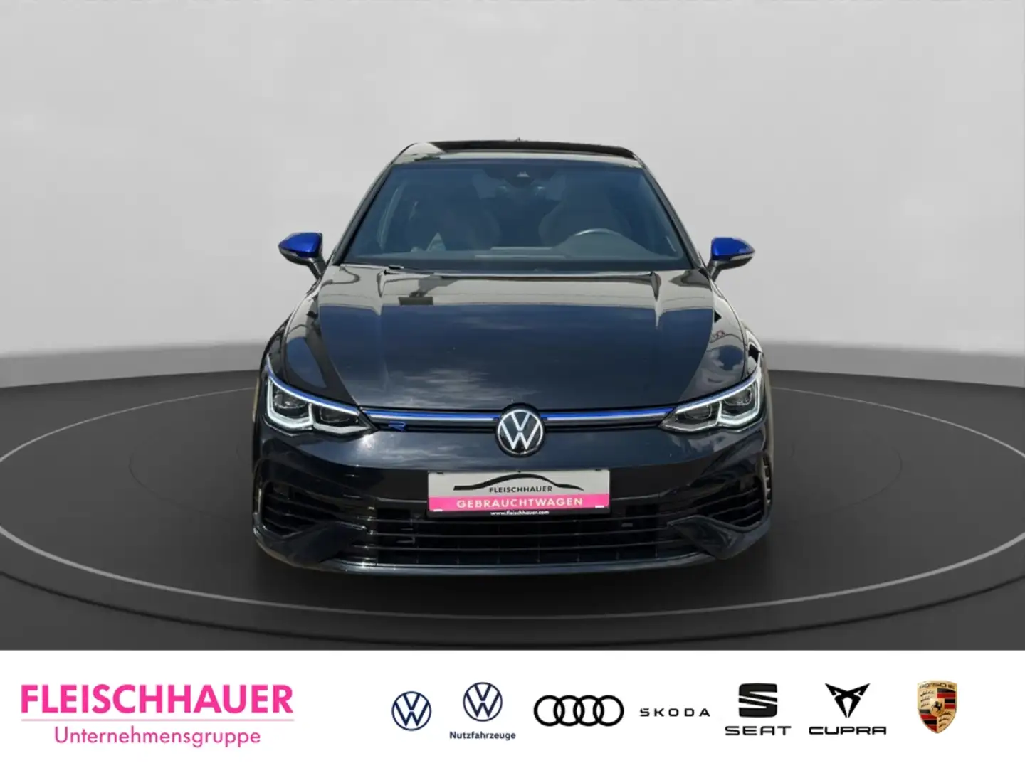 Volkswagen Golf VIII 20 Years 4Motion 2,0 TSI Schwarz - 2