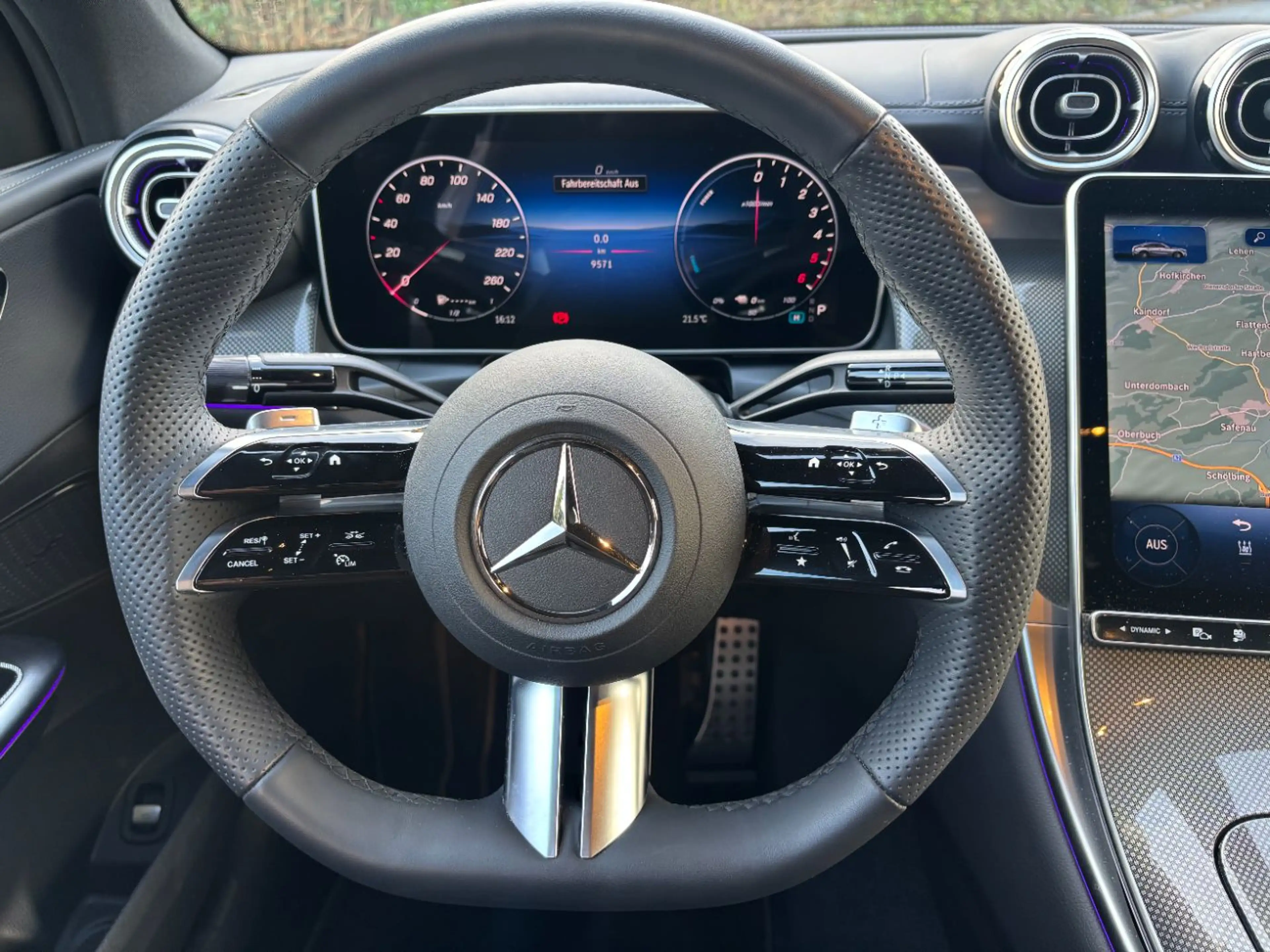 Mercedes-Benz GLC 300 de 4MATIC Coupé Hybrid AMG Night AR ILS — photo 11