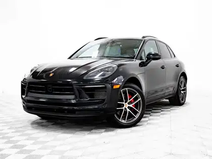 Black 2024 Porsche Macan SUV / Crossover All-Wheel Drive 7-Speed Automatic