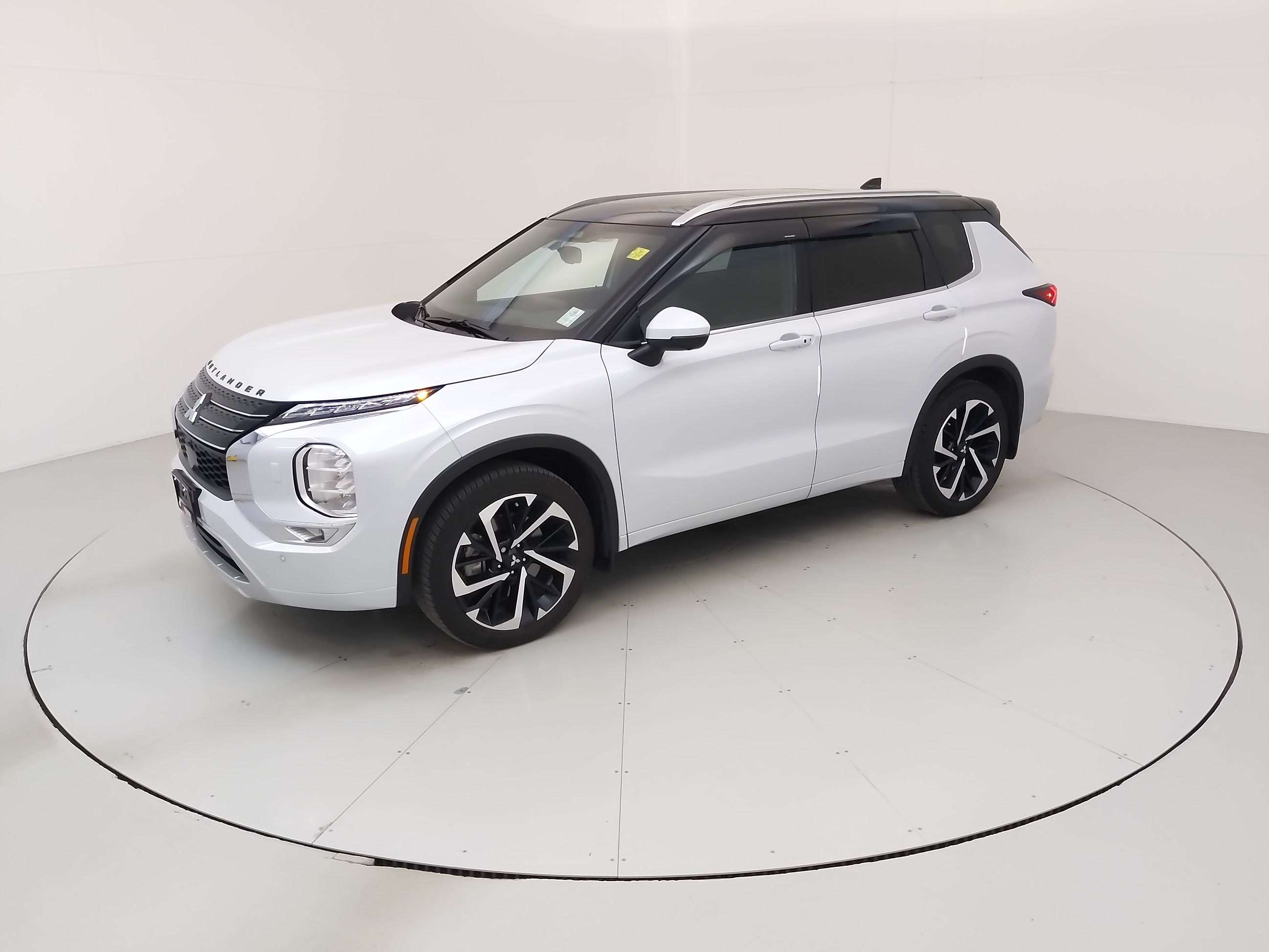 2024 Mitsubishi Outlander