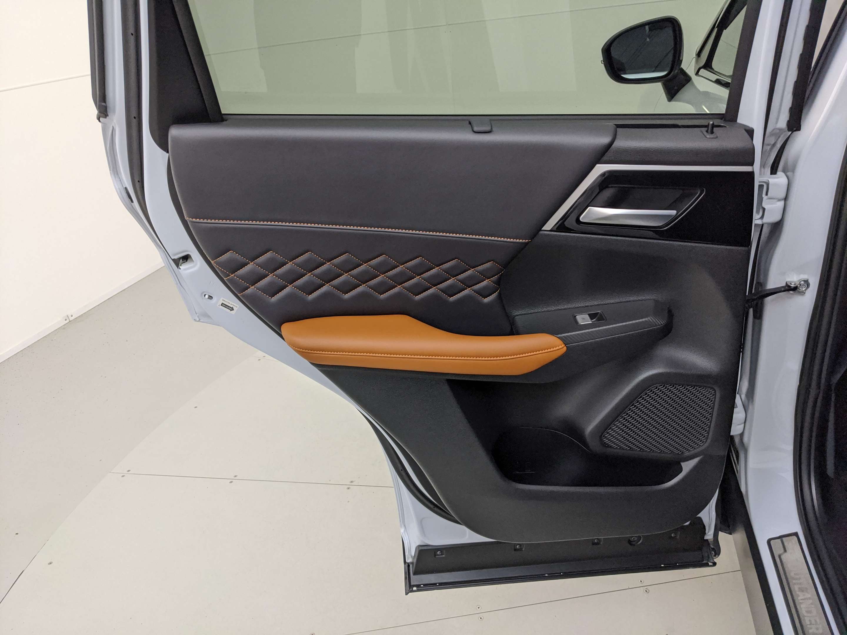 2024 Mitsubishi Outlander