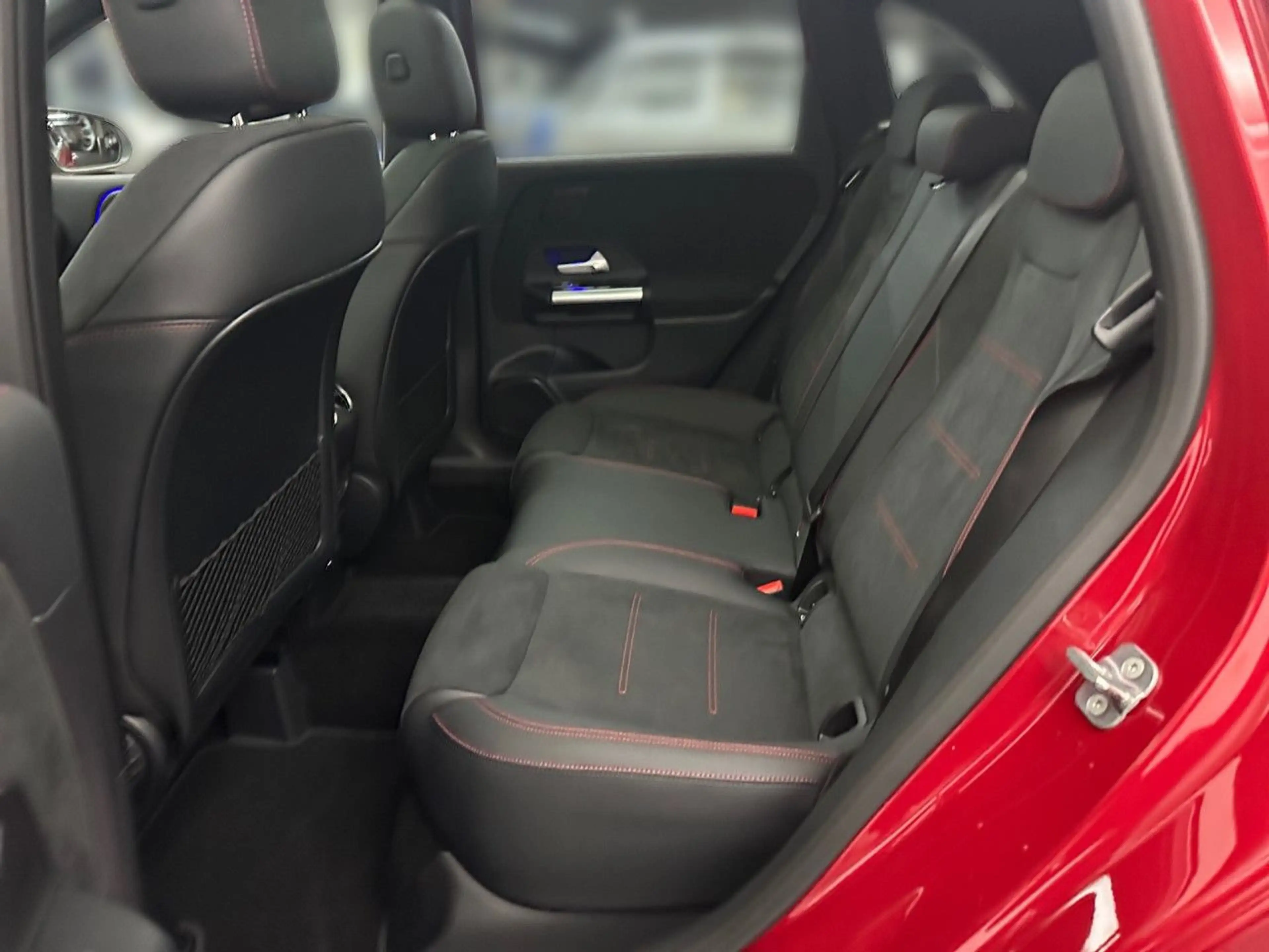 Mercedes-Benz B 250 4M AMG 360° LED Keyl-GO Laderaump Klimaautom — photo 13