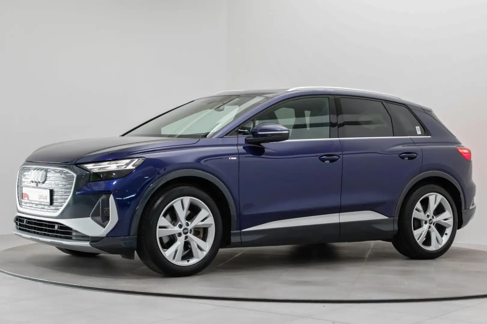 Audi Q4 e-tron 40 Pano WäPu AHK Virtual HUD Matrix Blau - 2