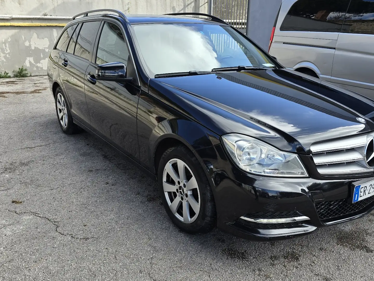 Mercedes-Benz 180 - 1