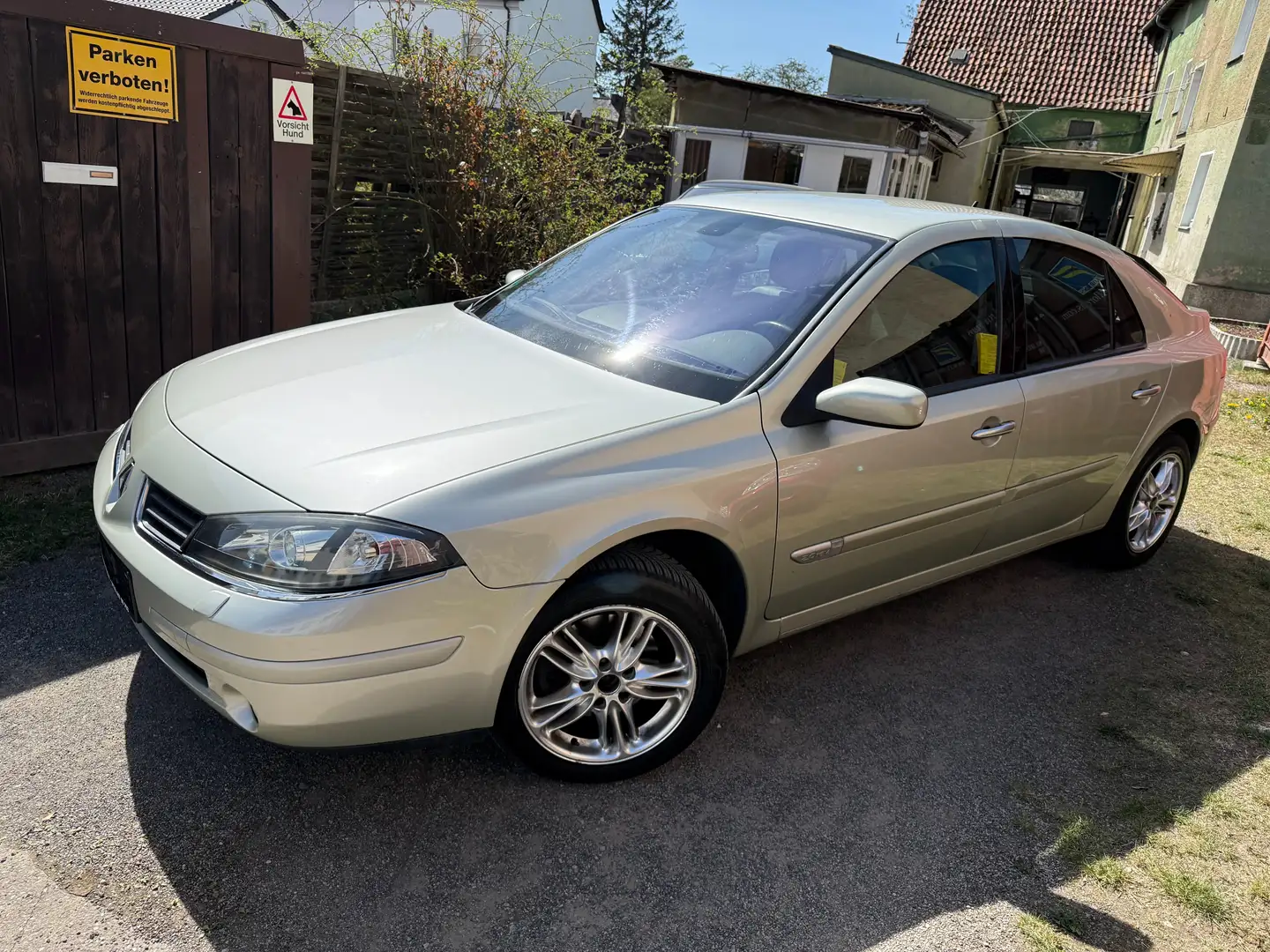 Renault Laguna Laguna Fließheck 2.0 16V Exception Gelb - 2