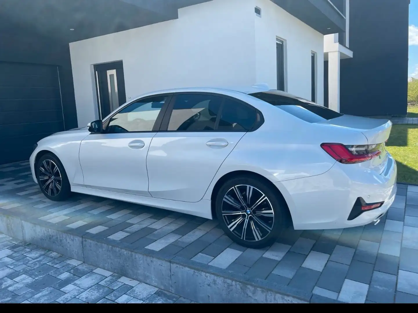 BMW 320 3er Diesel 320d Aut. Advantage White - 2