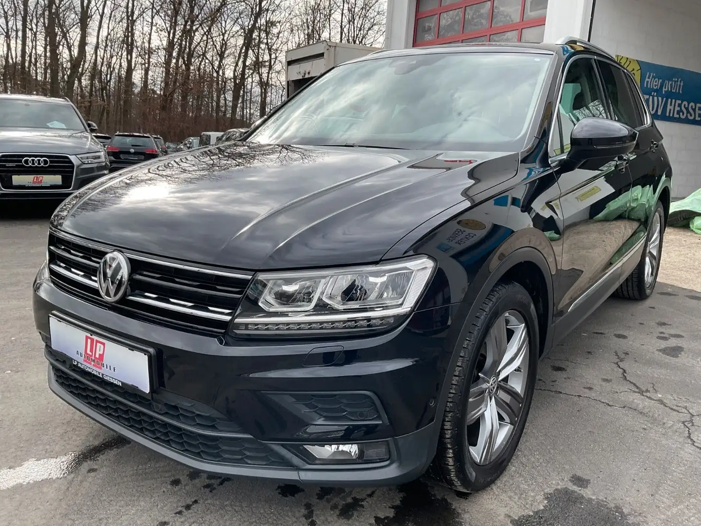 Volkswagen Tiguan 1.4 TSI 4Motion LED Navi PANO Klima SHZ Schwarz - 1
