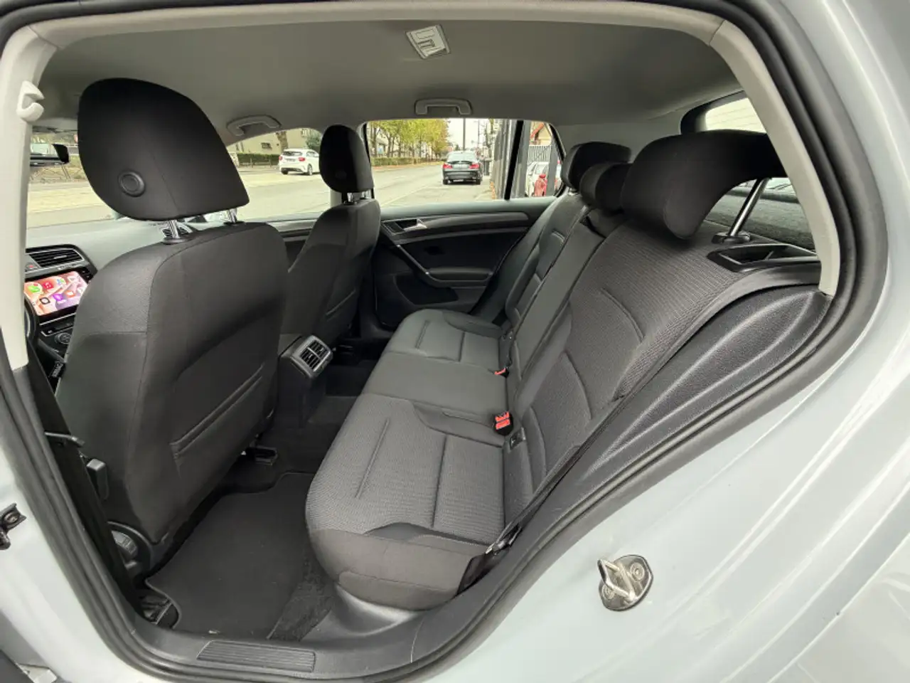 Volkswagen Golf Standard Model — photo 7